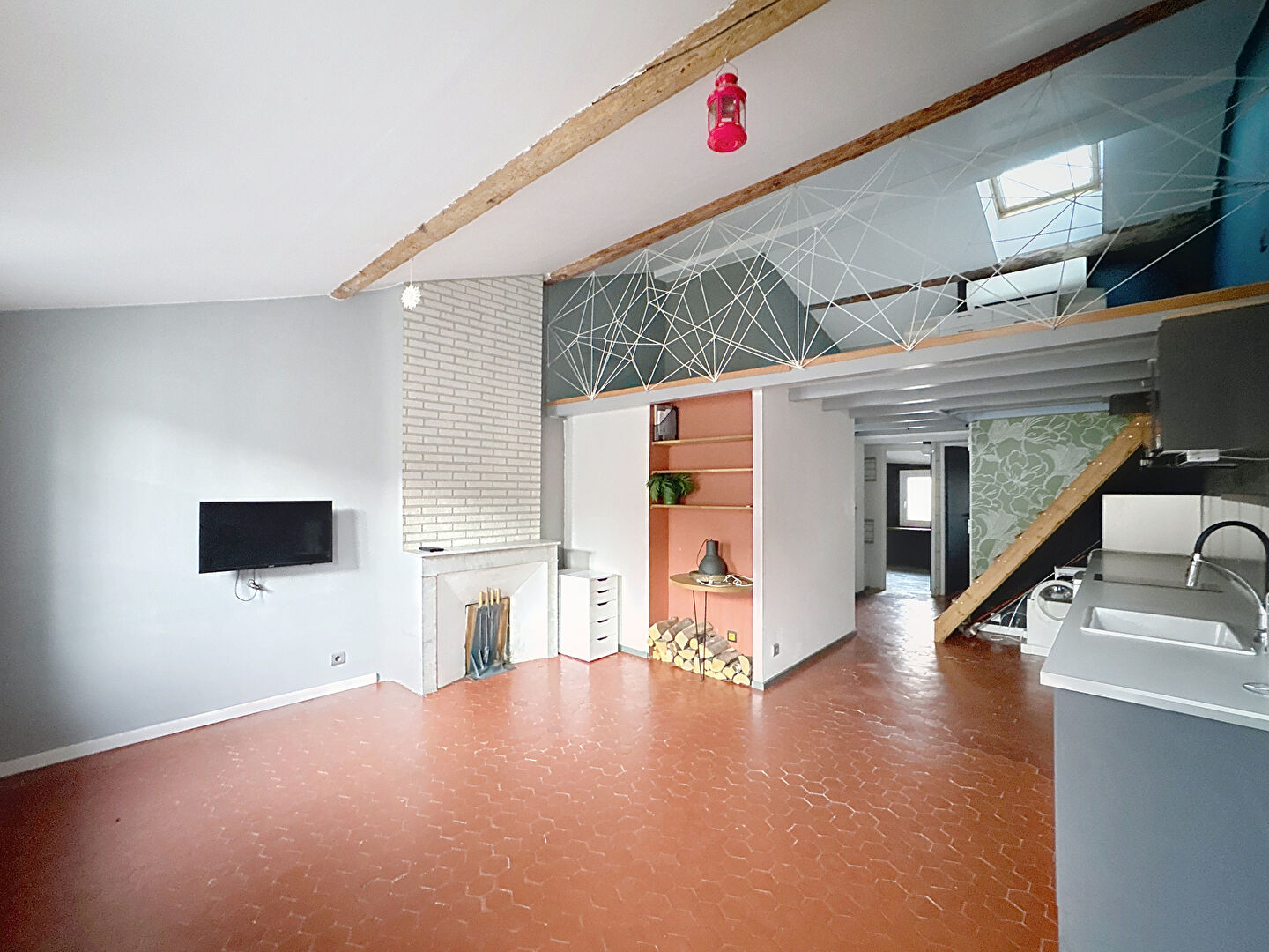 Appartement Aix En Provence T2 bis de 45.65 m2 avec mezzanine et cave