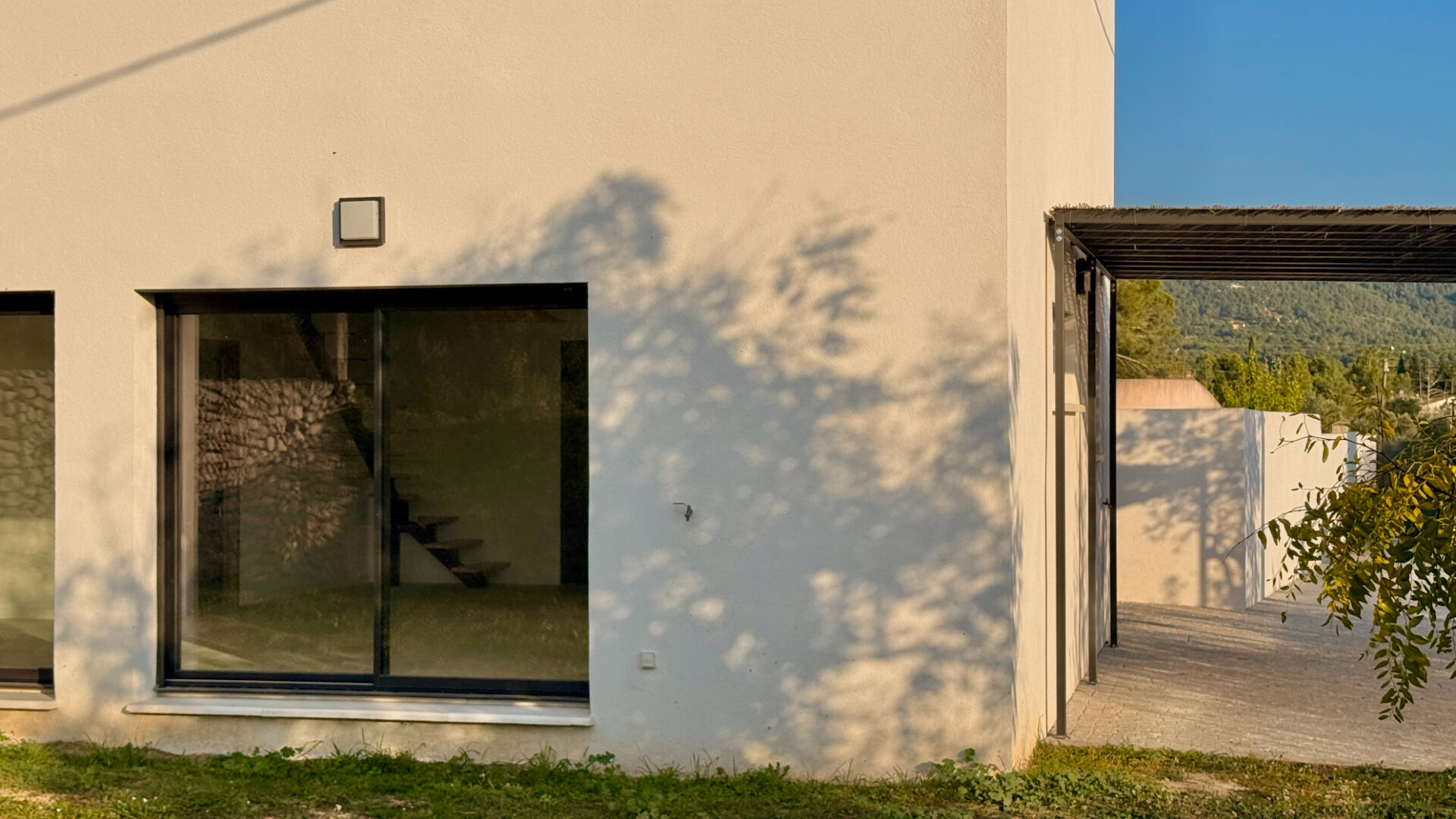 Maison architecte disponible immédiatement FDN 2%