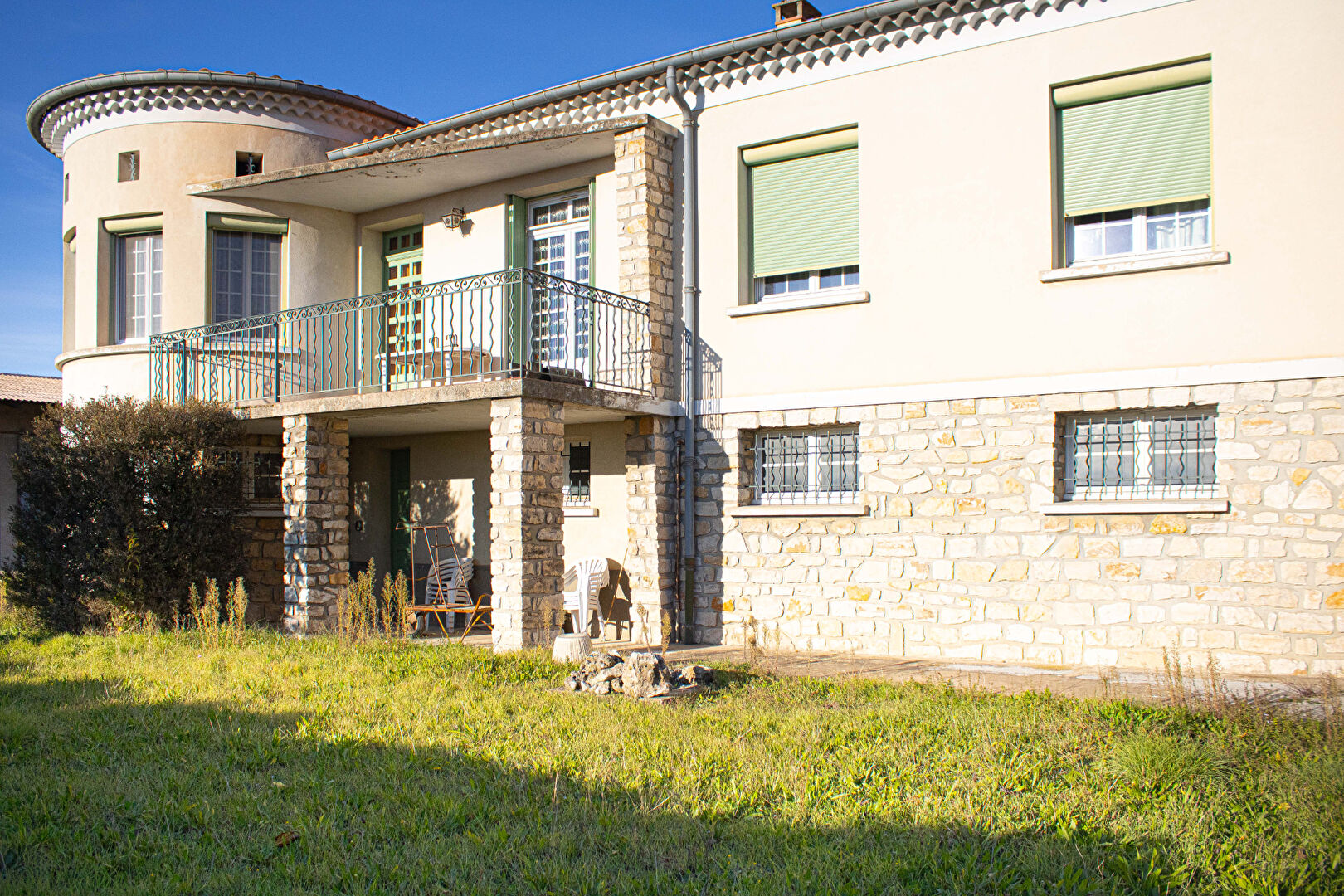 Photo Superbe Maison individuelle  sur 800 m2 de terrain image 1/6