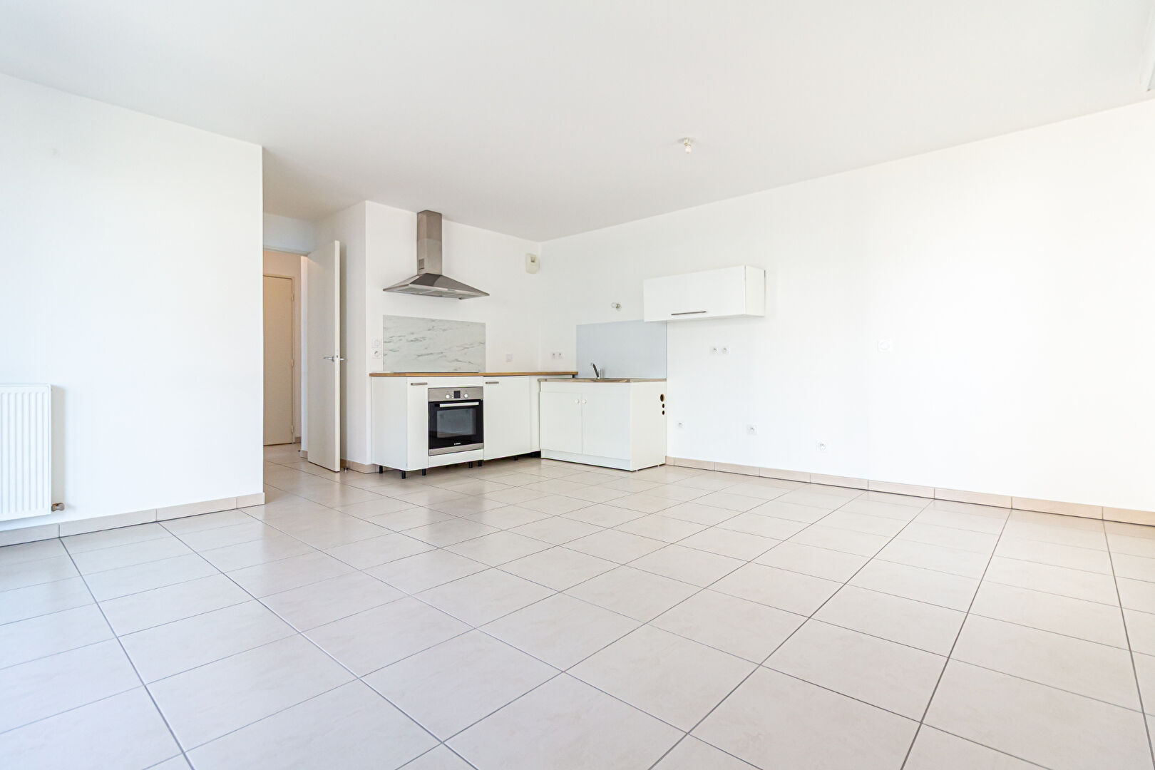 Photo Appartement Vitrolles 3 pièce(s) 59 m2 + 2 stationnements image 4/6