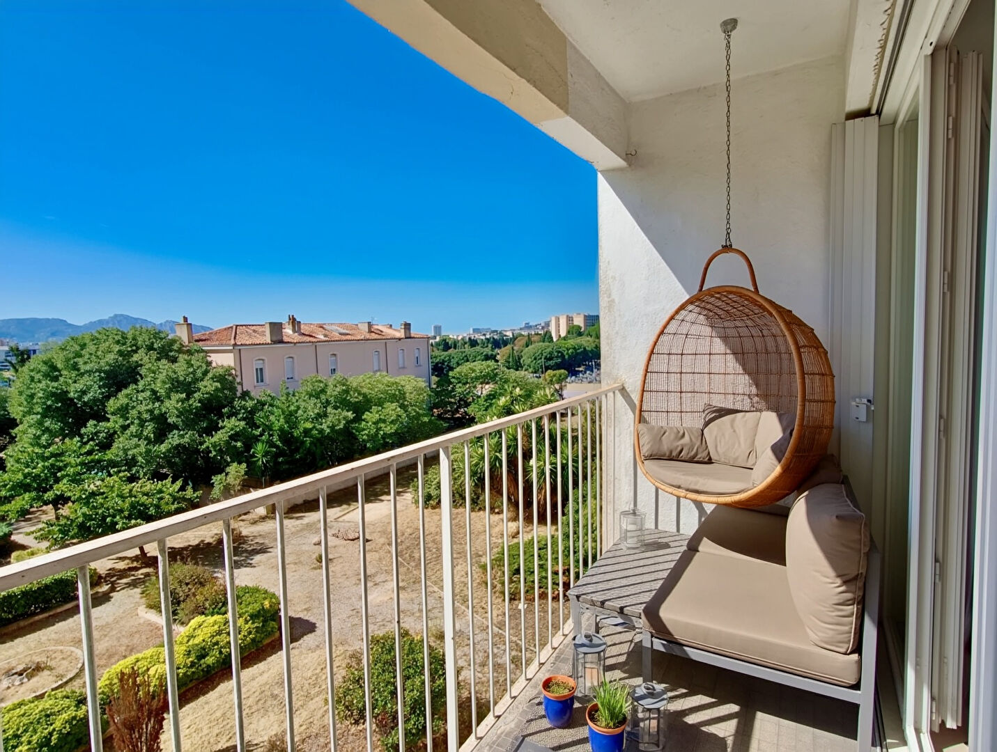 Agence immobilière de AIXTY immobilier - Marseille