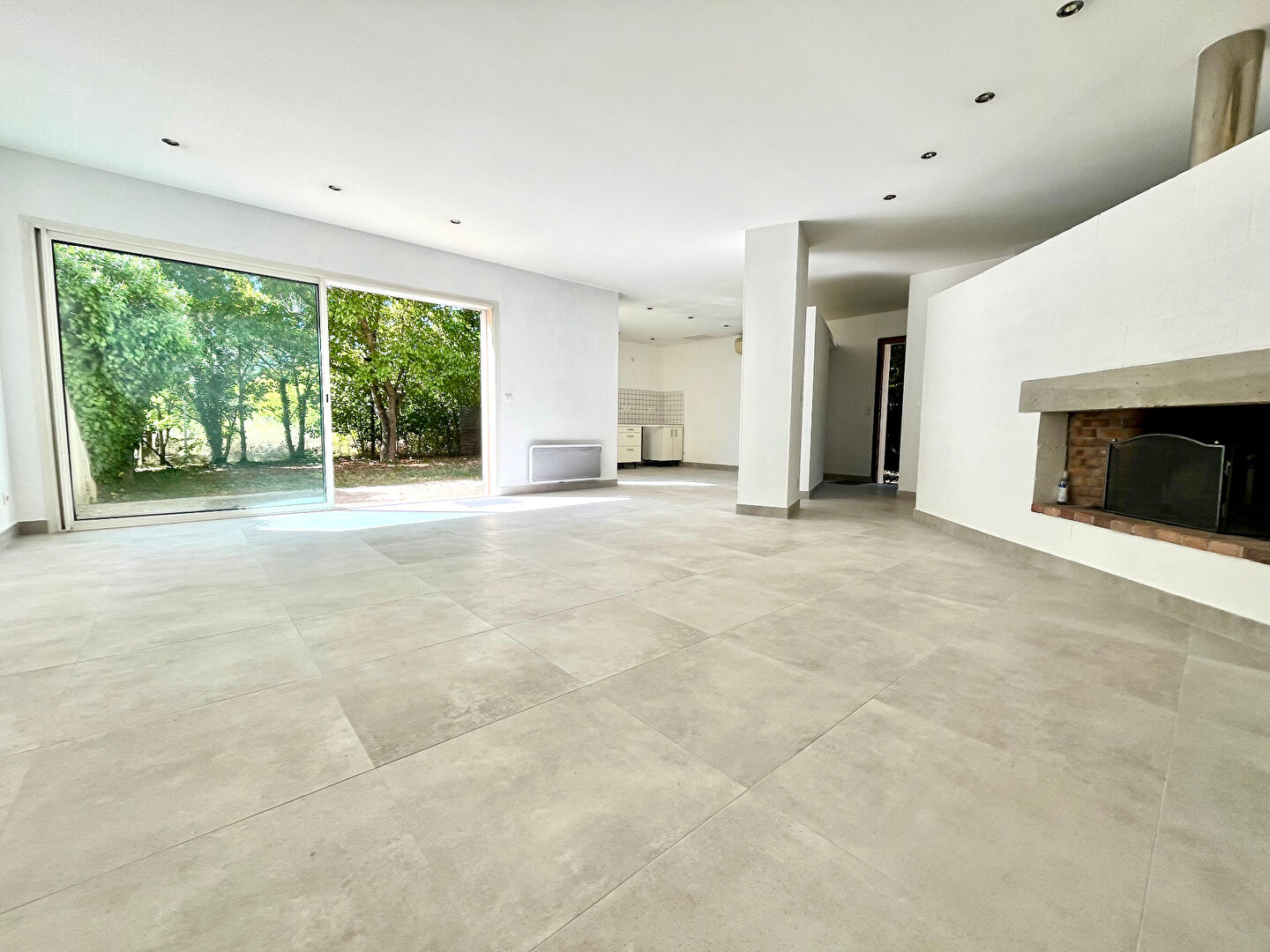 Photo Aix en Provence maison 5 pièces 120m2 image 2/6