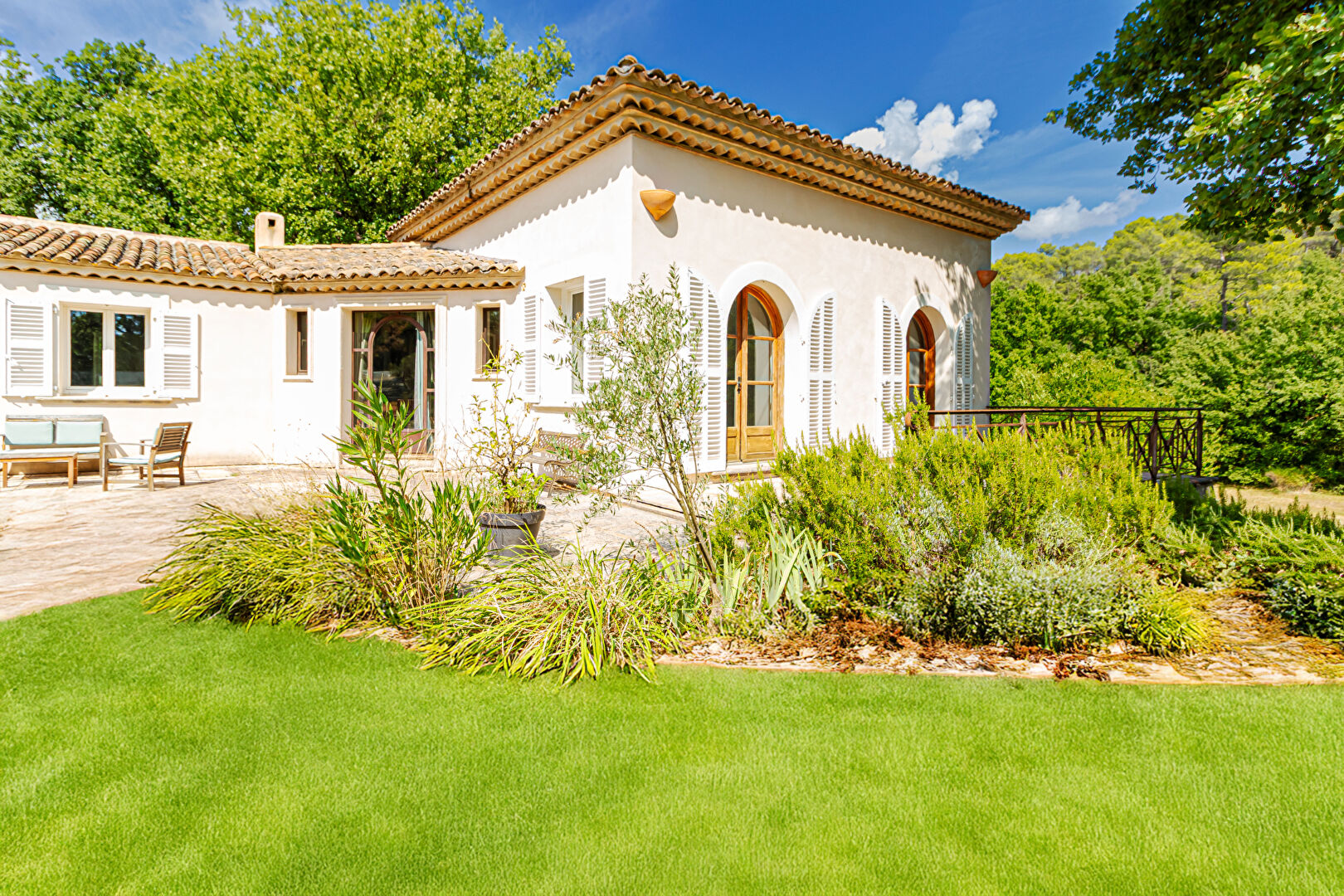Grande maison familiale avec piscine à 20 minutes d'Aix en Provence