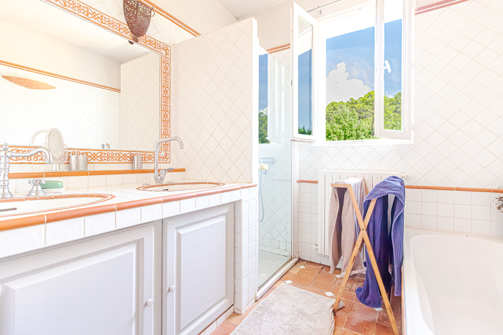 Photo Grande maison familiale avec piscine à 20 minutes d'Aix en Provence image 6/6