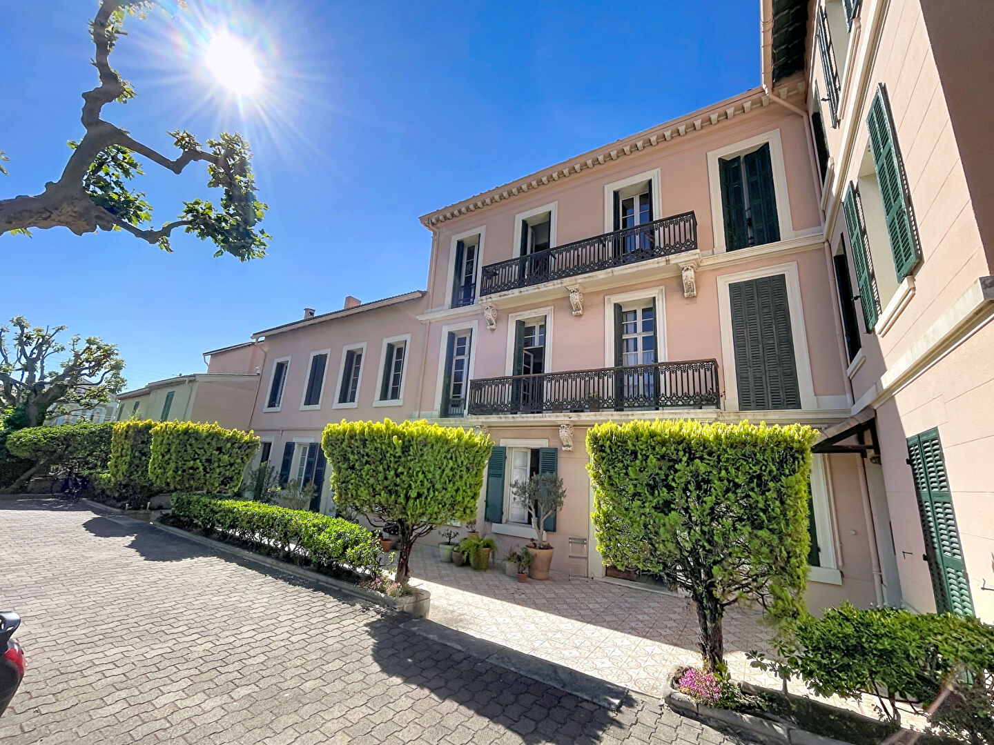 Agence immobilière de AIXTY immobilier - Marseille