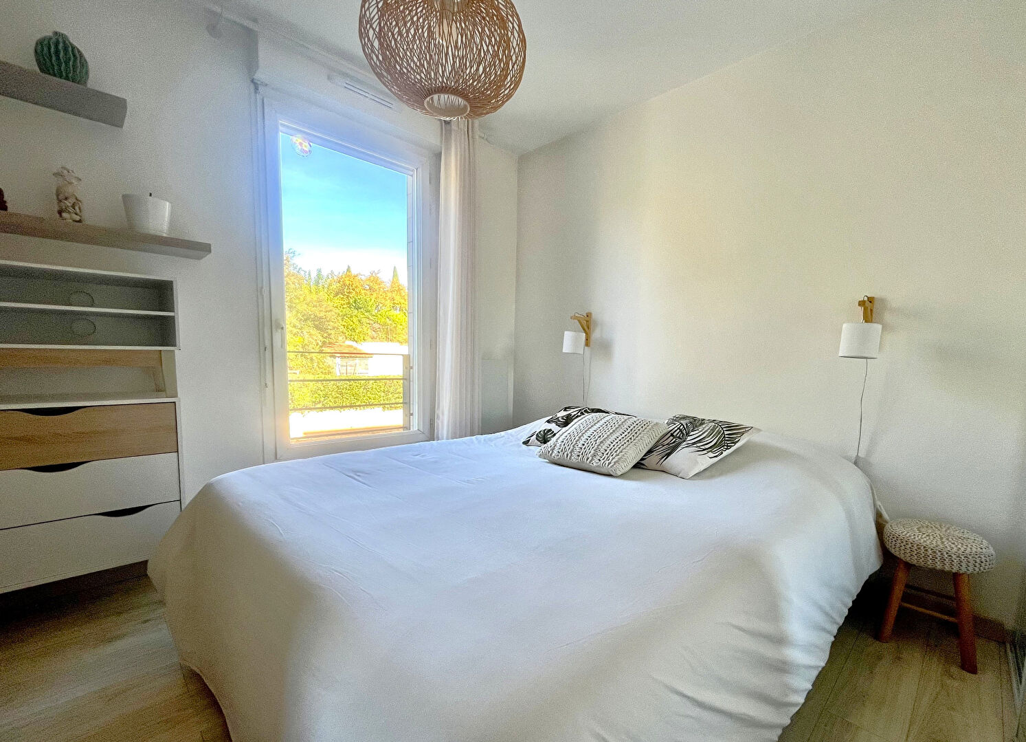 Photo Appartement 2 pièces de 43 m² avec terrasse et 2 parkings image 4/6