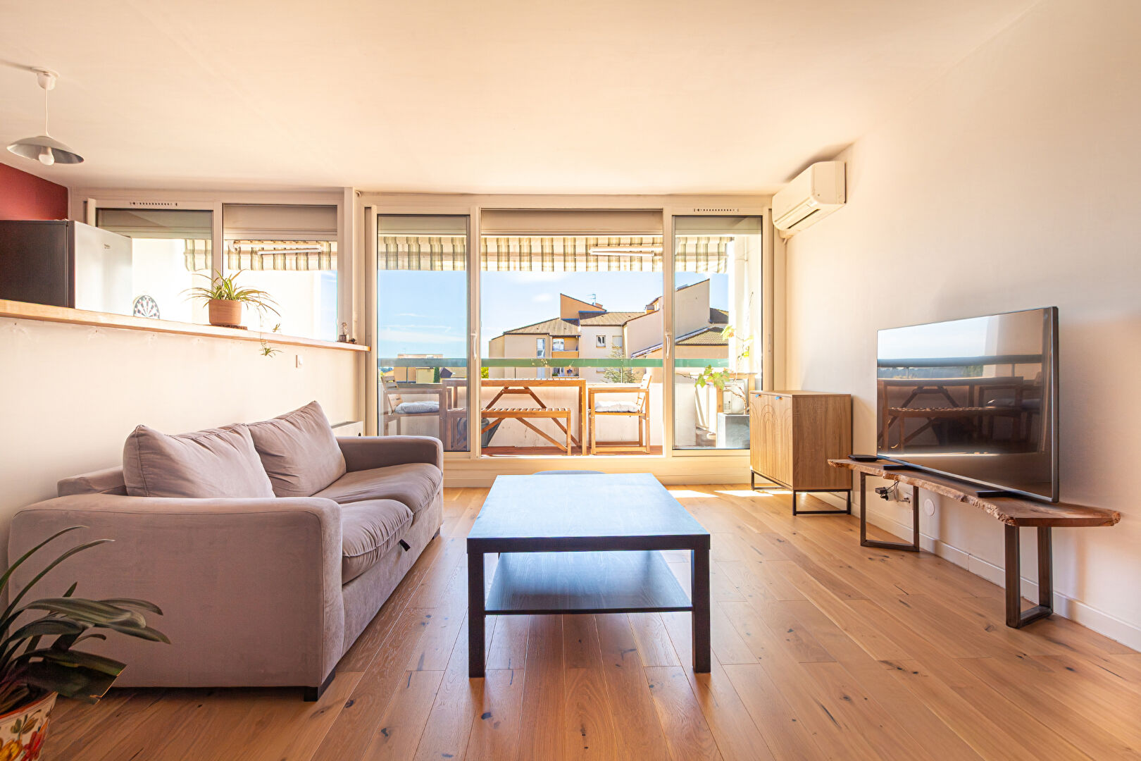 Photo T3 de 69 m² avec terrasse et garage image 2/6