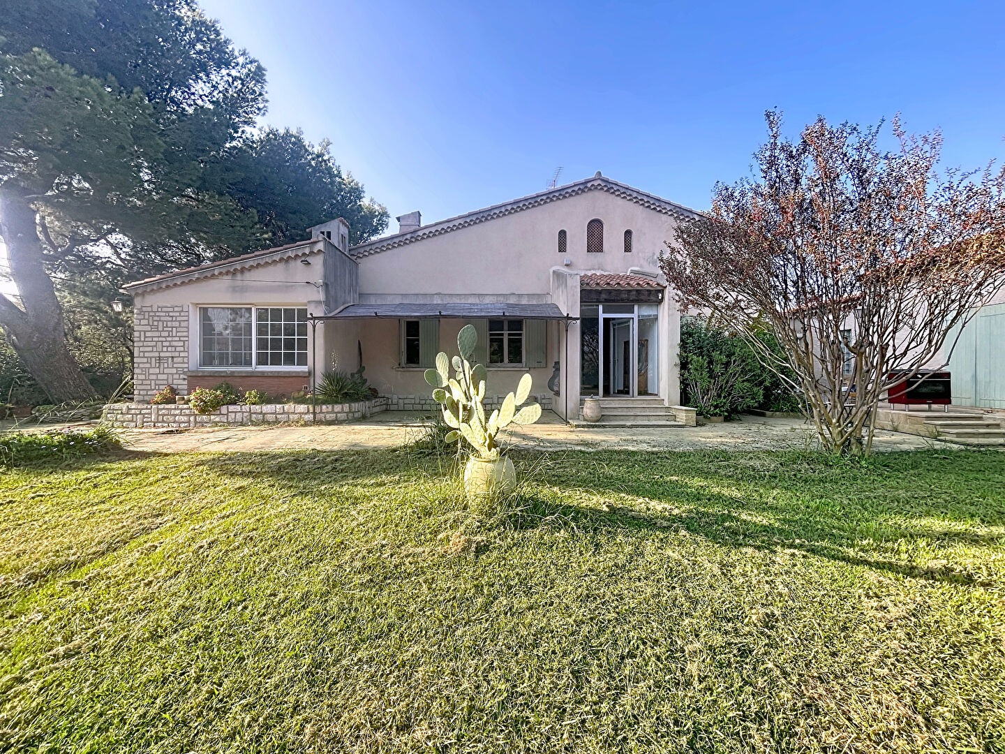 Maison Berre L Etang 5 pièce(s) 210.27 m2