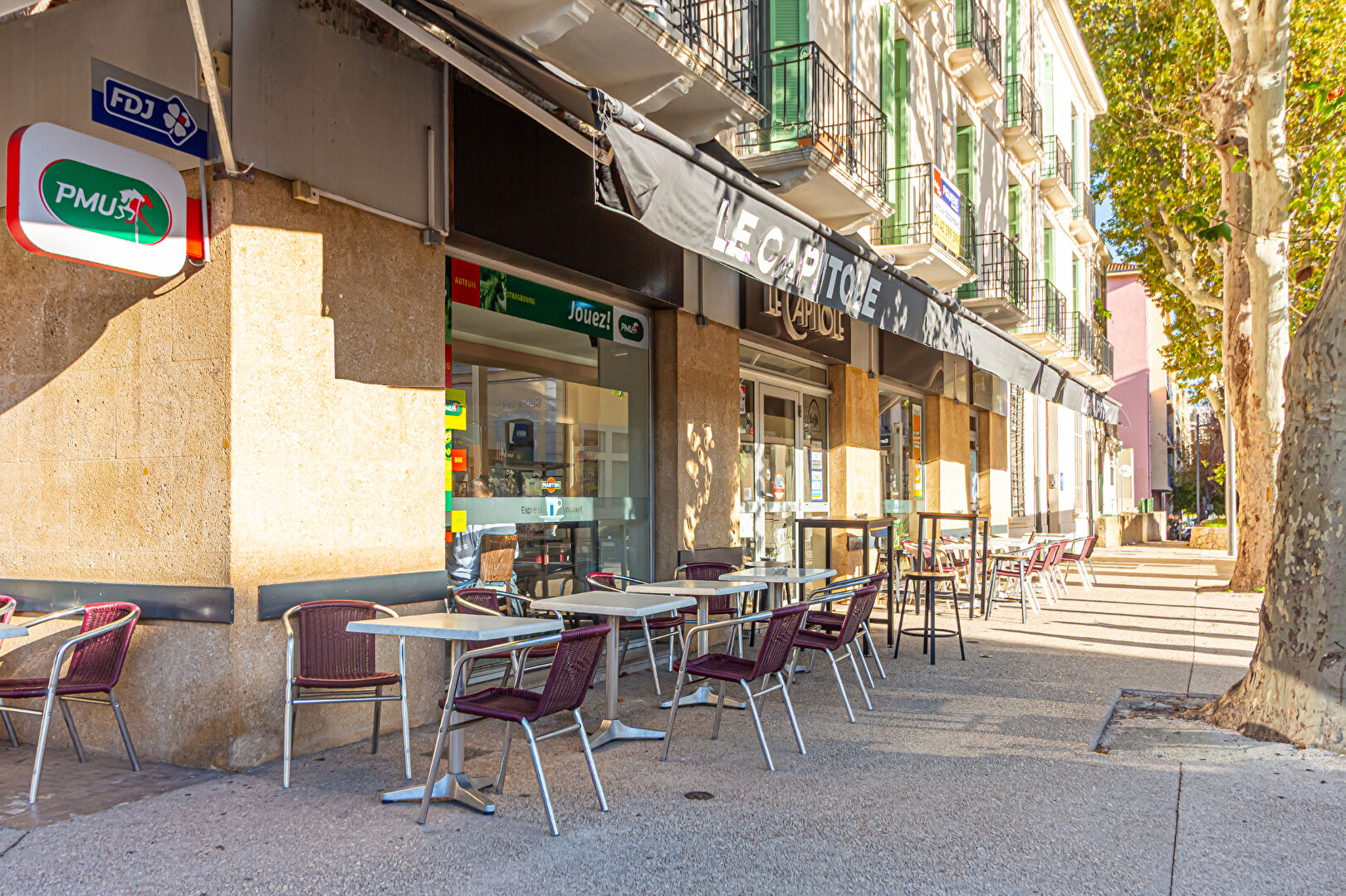 Fonds de commerce 190 m2 Brasserie-Bar Aix En Provence