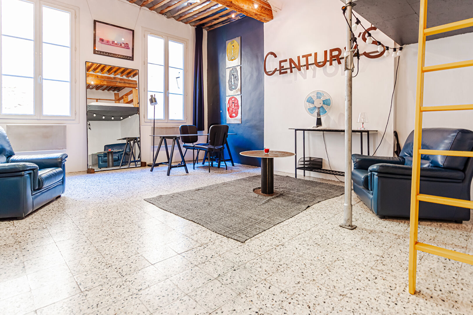 Photo Charme Aixois ? Grand T1 Meublé, Calme Absolu, Mezzanine image 1/5