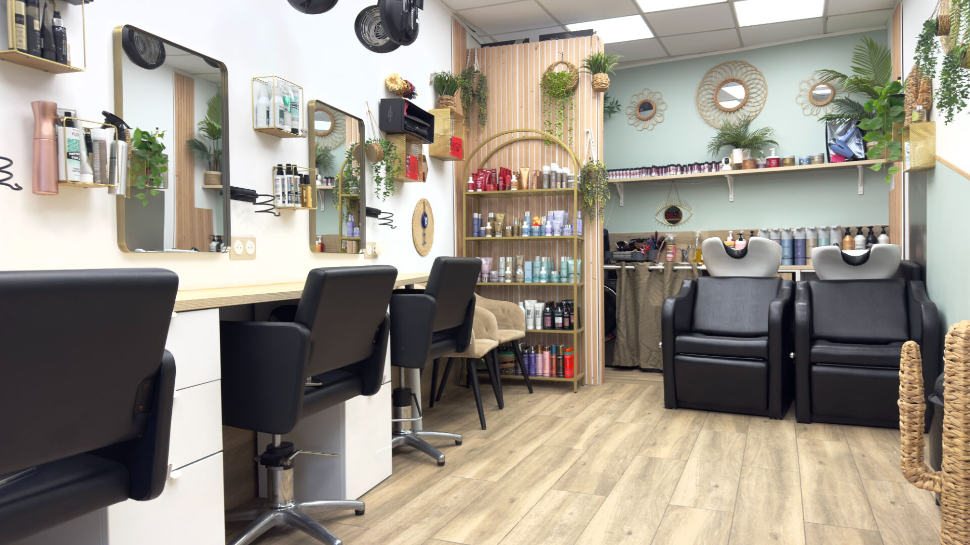 Fonds de commerce Salon de Coiffure - Simiane-Collongue