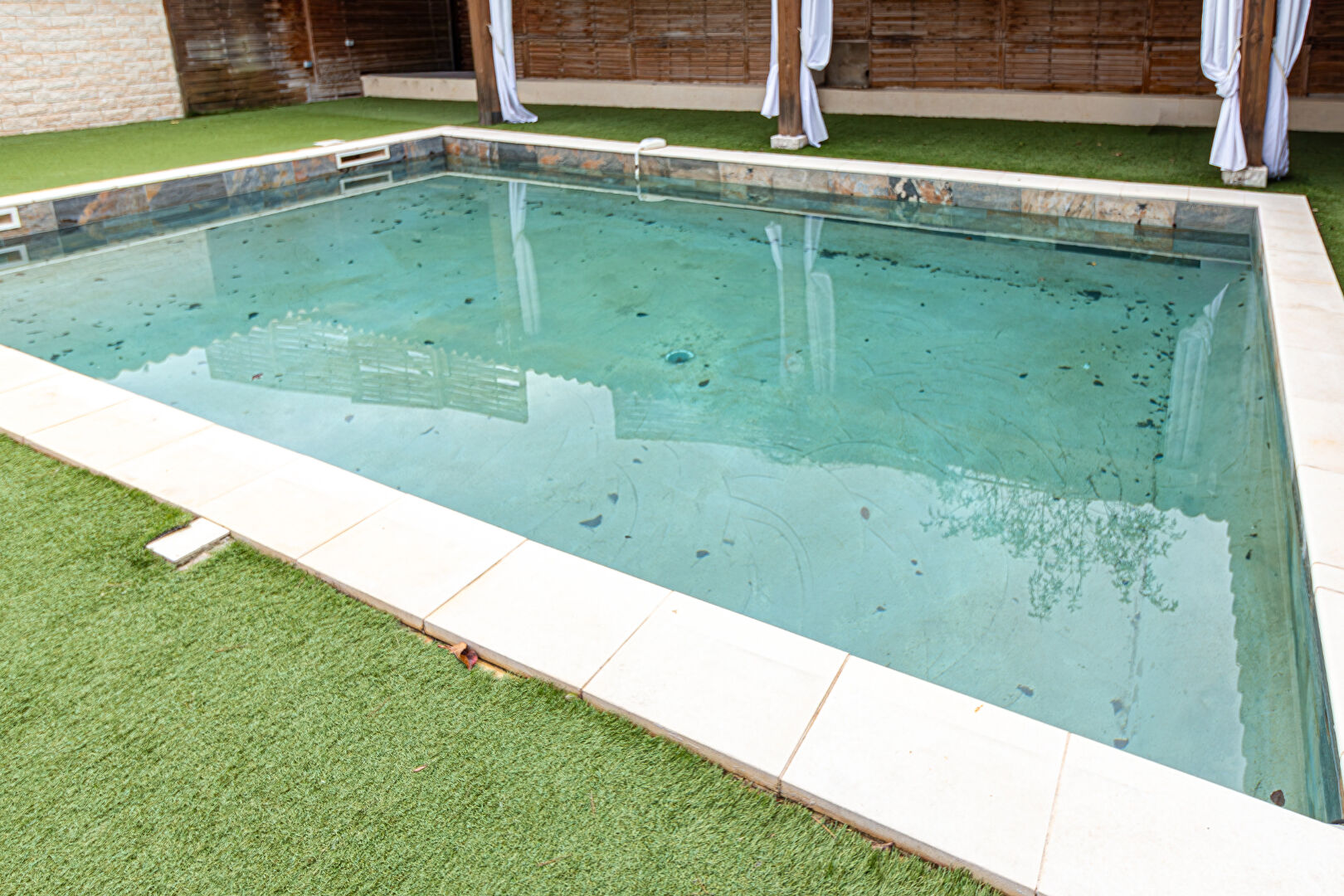 Photo Maison de 155 m2 + Salle de réception 610 m2 image 5/6