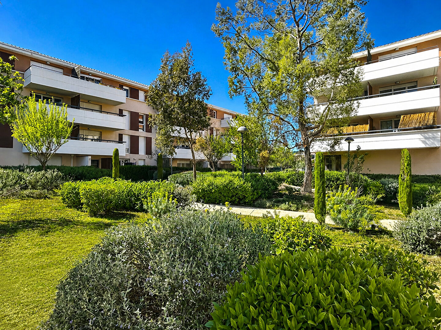 Agence immobilière de AIXTY immobilier - Marseille