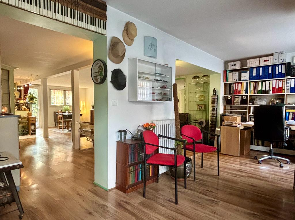 Photo MAISON ROMAINVILLE 6 PIÈCES 137 M² image 2/6