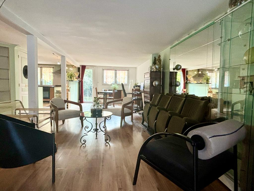 Photo MAISON ROMAINVILLE 6 PIÈCES 137 M² image 3/6