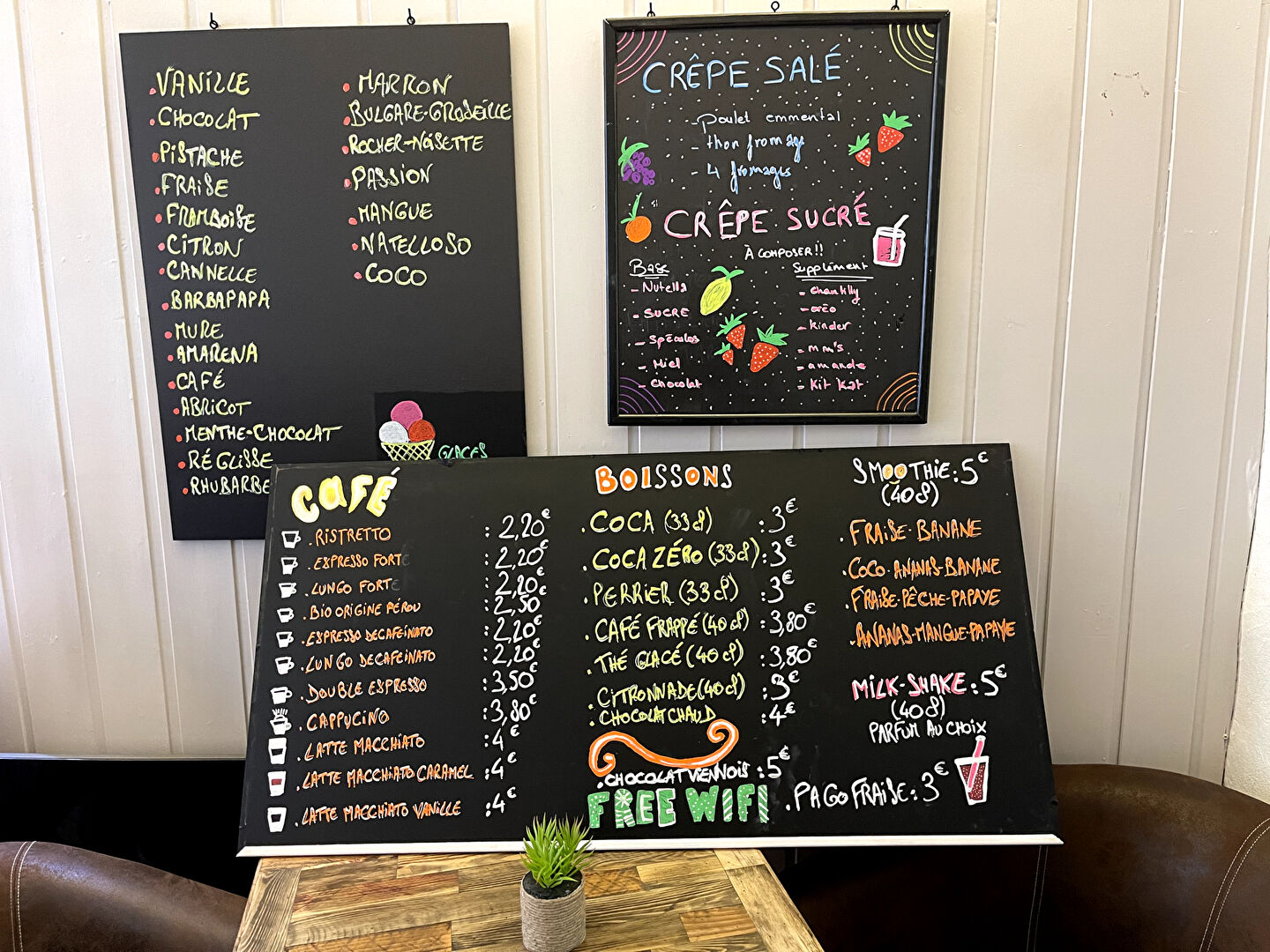 Photo VENTE FOND DE COMMERCE CREPERIE VIEUX LYON 69 image 4/4