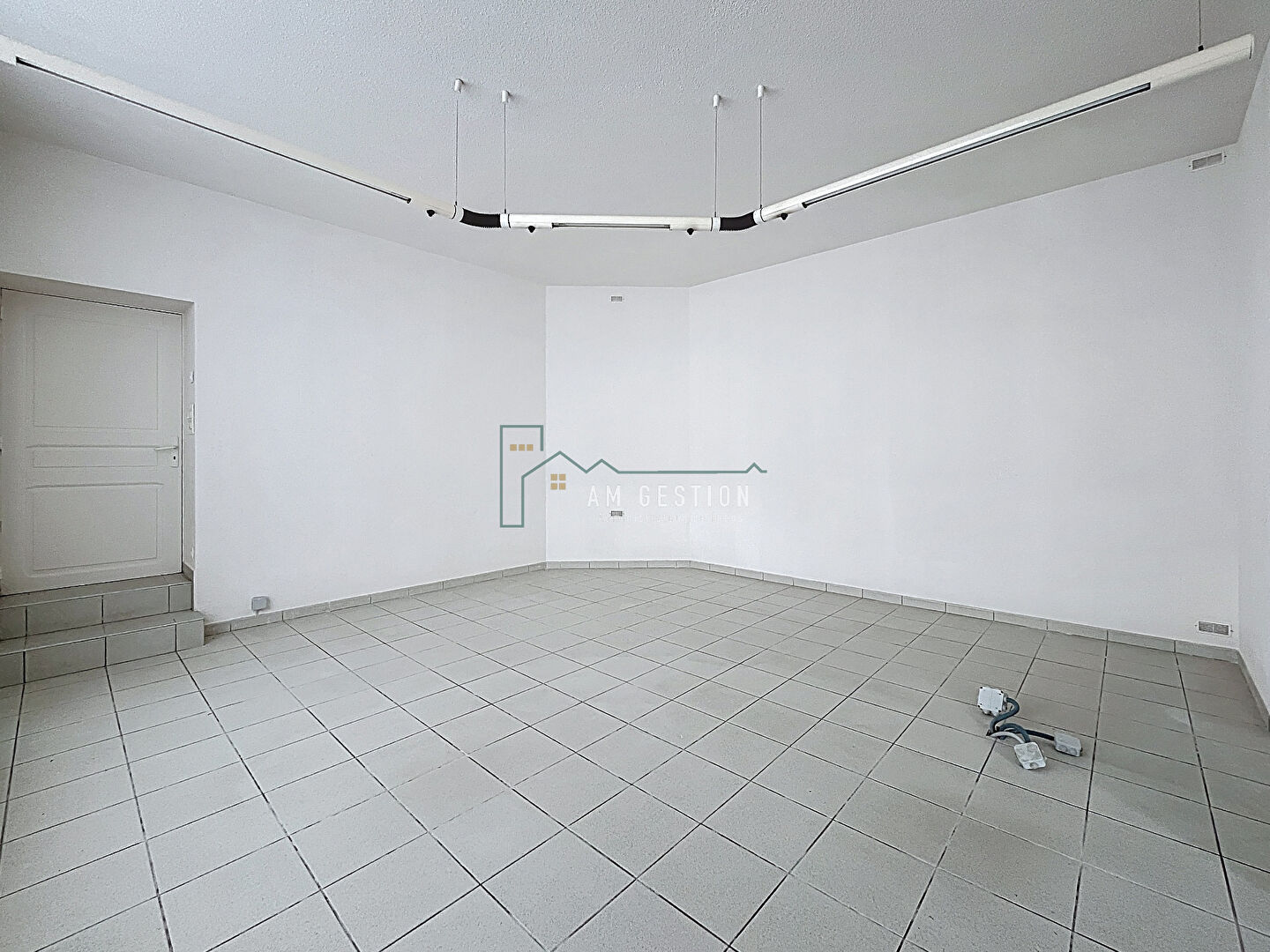 Photo Local commercial Razès 100 m2 image 4/6