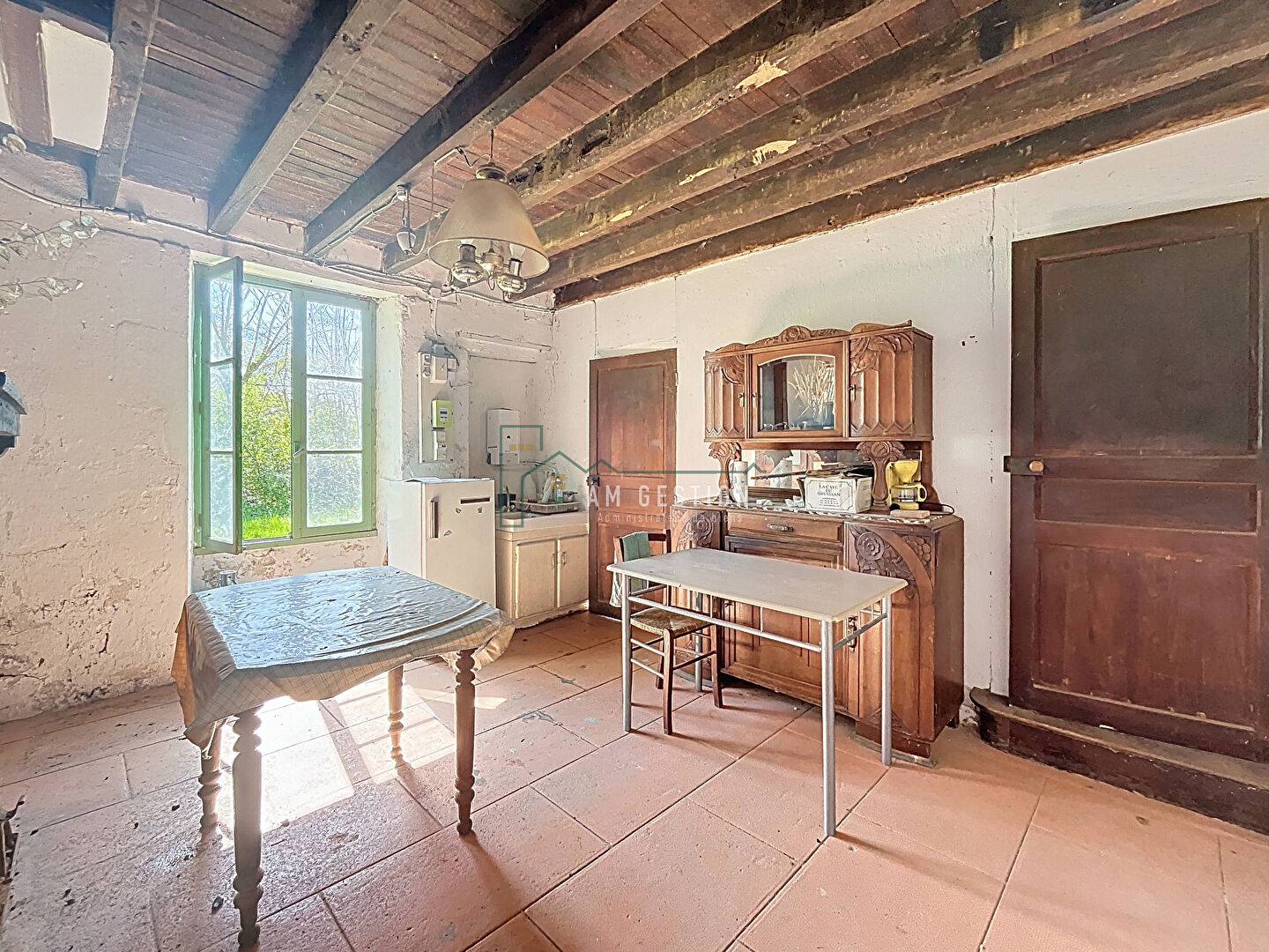 Photo Charmante maison avec grande grange image 5/6