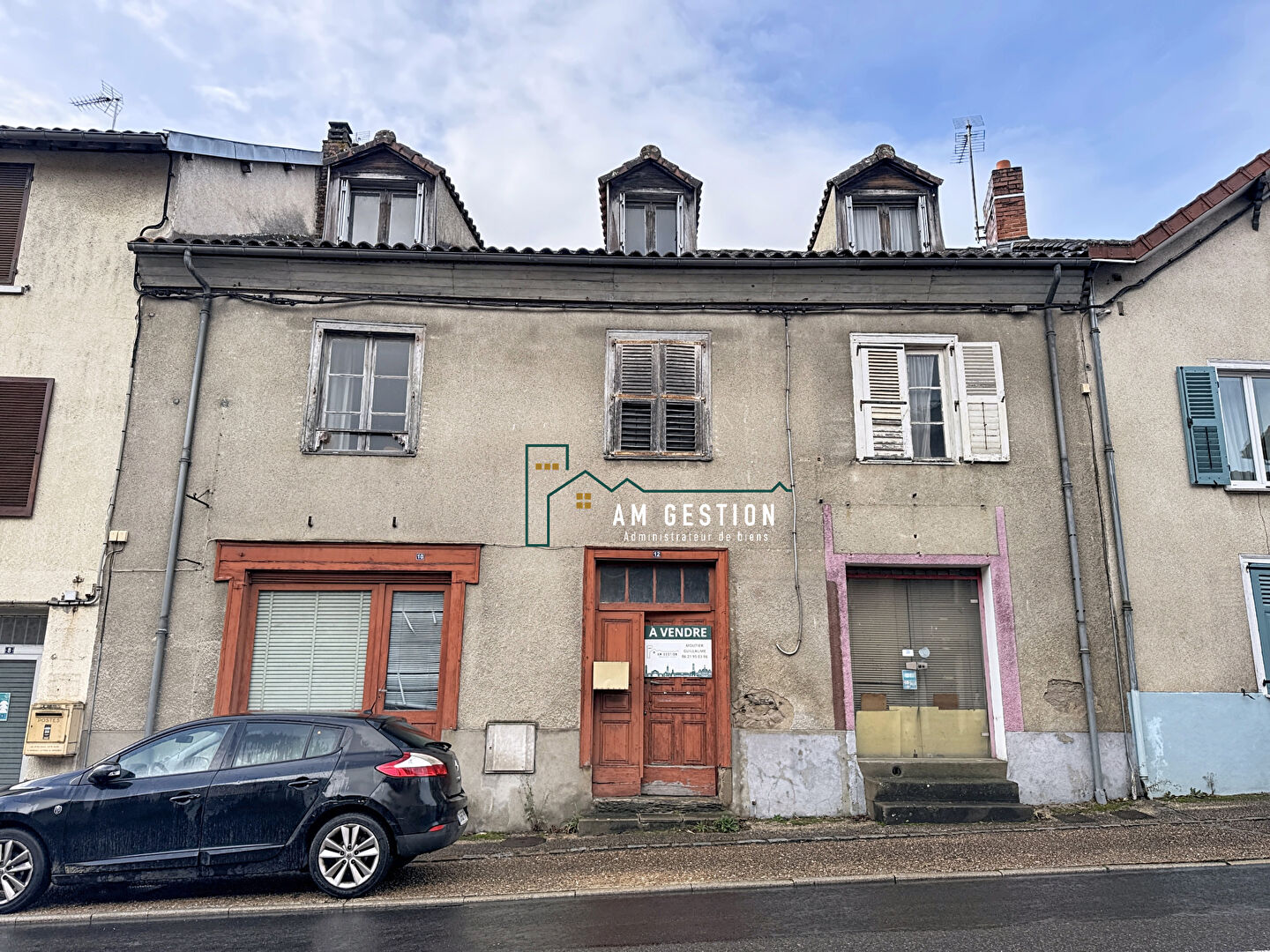 Immeuble Le Vigen 10 pièce(s) 200 m2