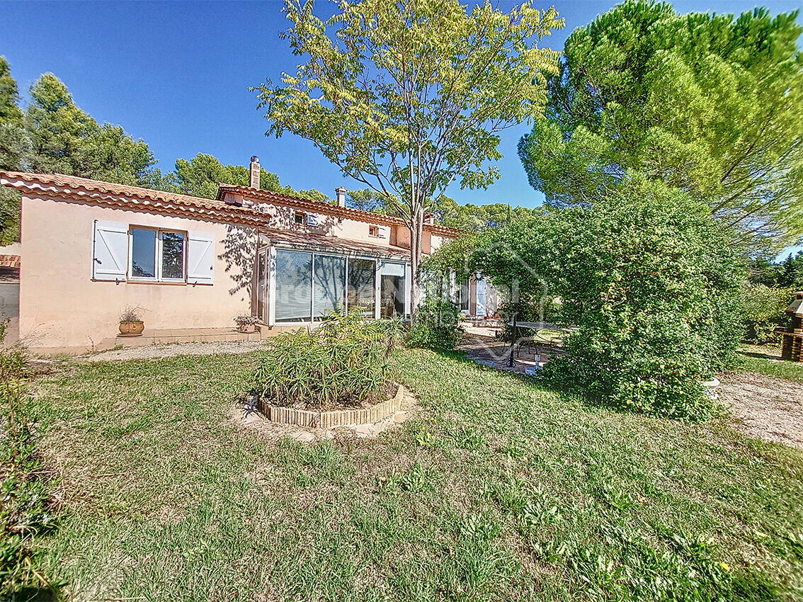 Photo CARNOULES : maison de 6 pièces (189 m²) à vendre image 2/6