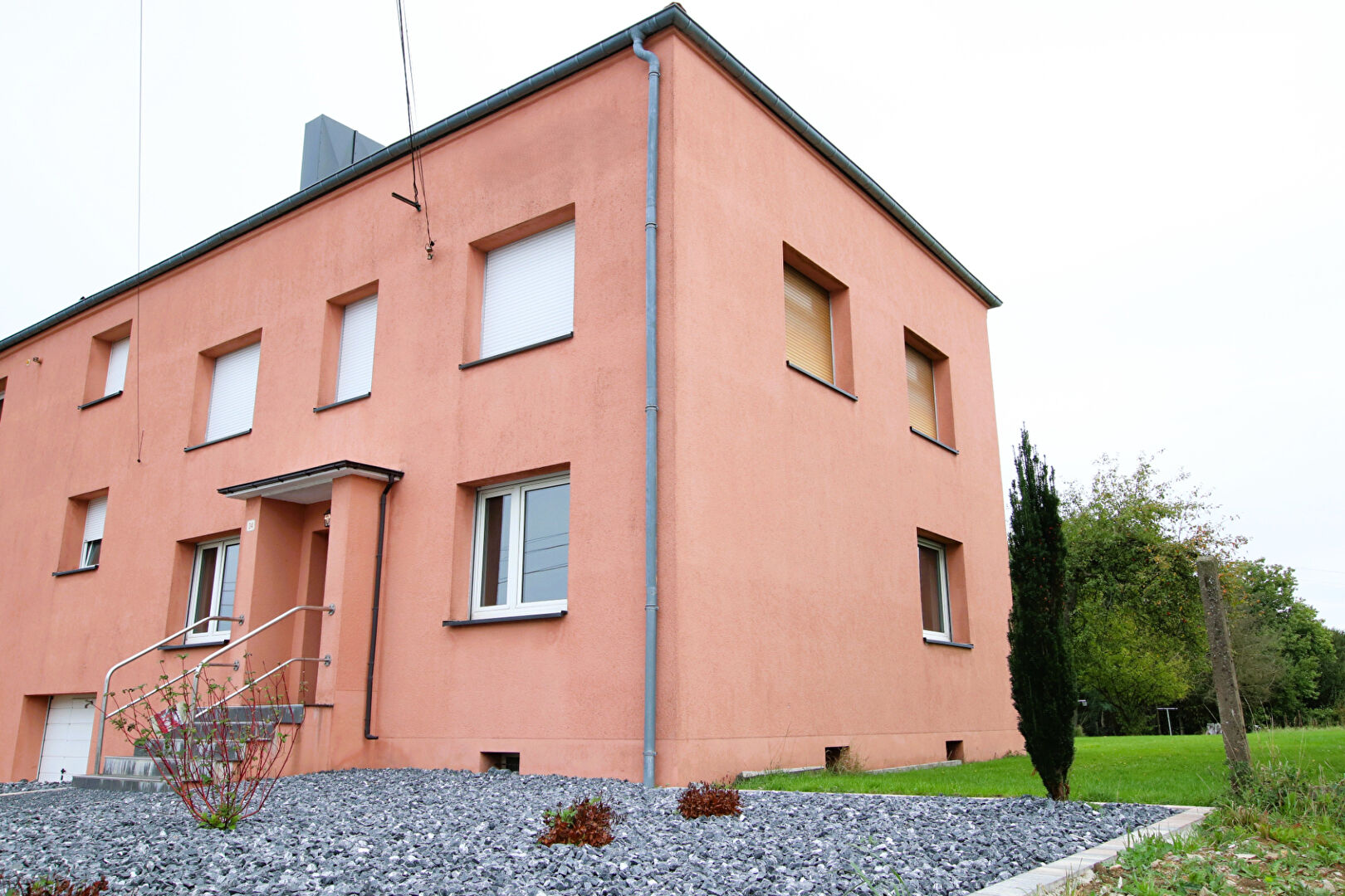 Maison 6 pièces 123 m² sur sous-sol, grenier, garage, jardin à vendre à BIDING