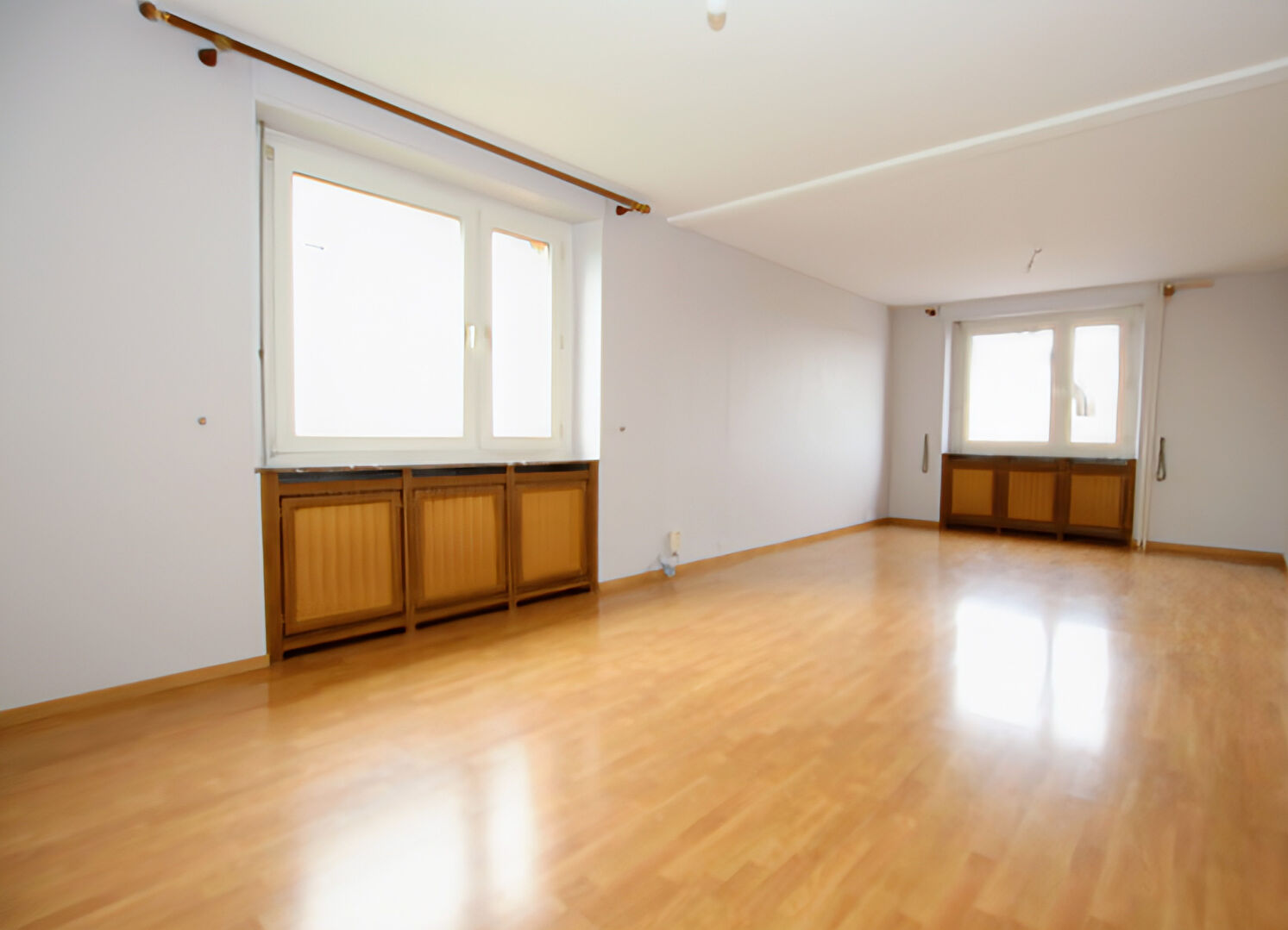 Photo Maison 6 pièces 123 m² sur sous-sol, grenier, garage, jardin à vendre à BIDING image 2/6