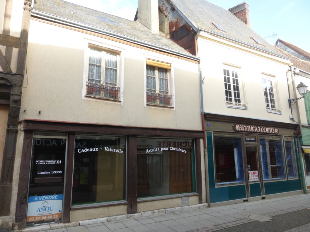 BROU CENTRE VILLE - LOCAL COMMERCIAL