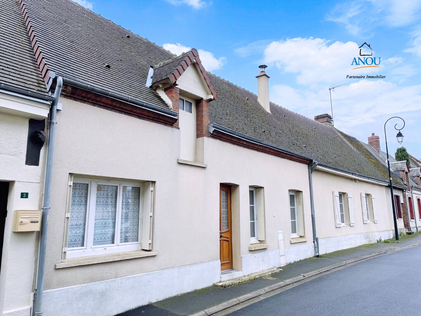 Photo PROCHE DROUÉ  - LONGERE 4 Chambres image 1/6