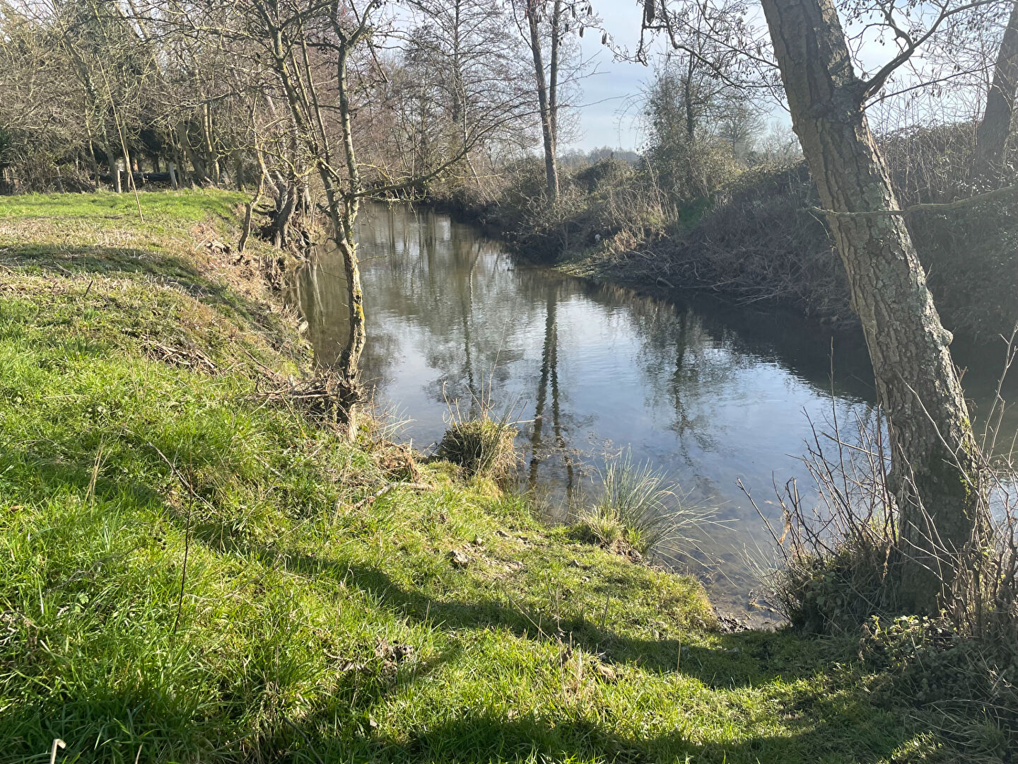 Photo YEVRES - Terrain de loisirs image 2/2