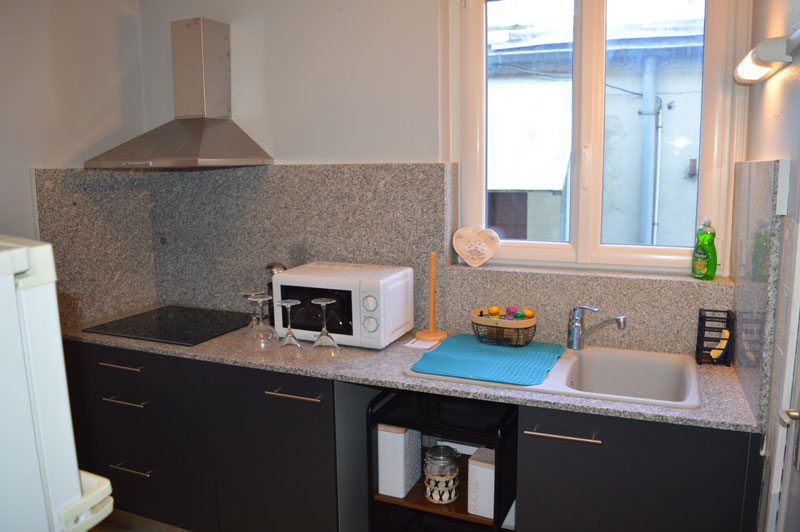 Photo IMMEUBLE DE RAPPORT - 3 APPARTEMENTS et 1 LOCAL COMMERCIAL image 3/6