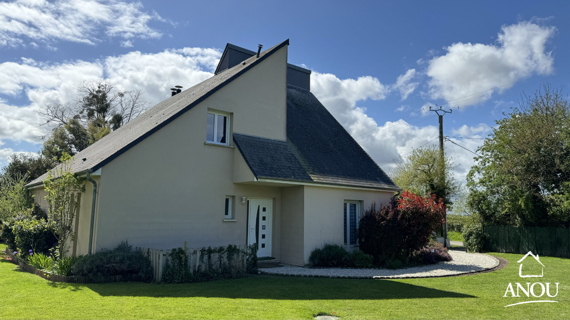 1h30 DE PARIS ! SUPERBE MAISON D'ARCHITECTE