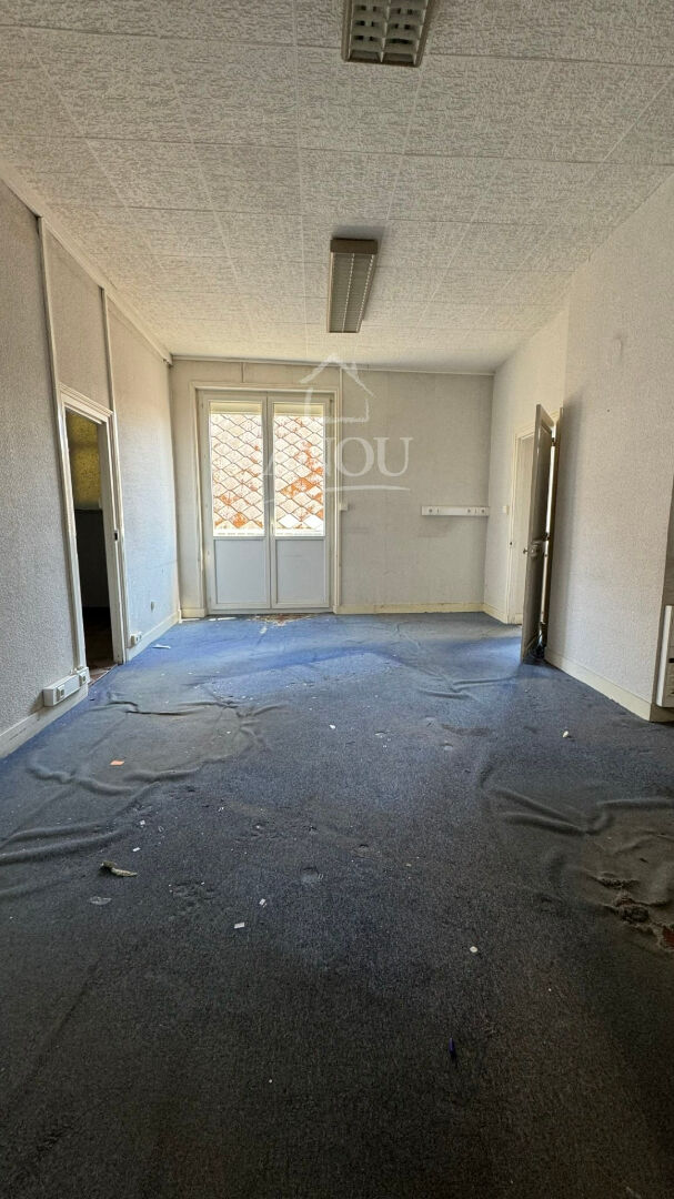 Photo BROU - LOCAL D'ACTIVITE de 350m² image 4/6