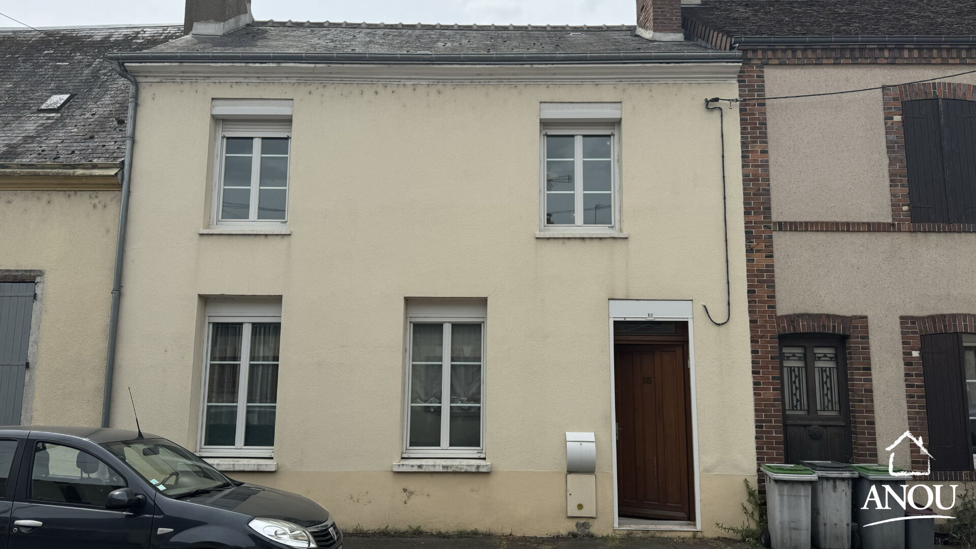 Photo CHARMANTE MAISON DE VILLE image 1/6