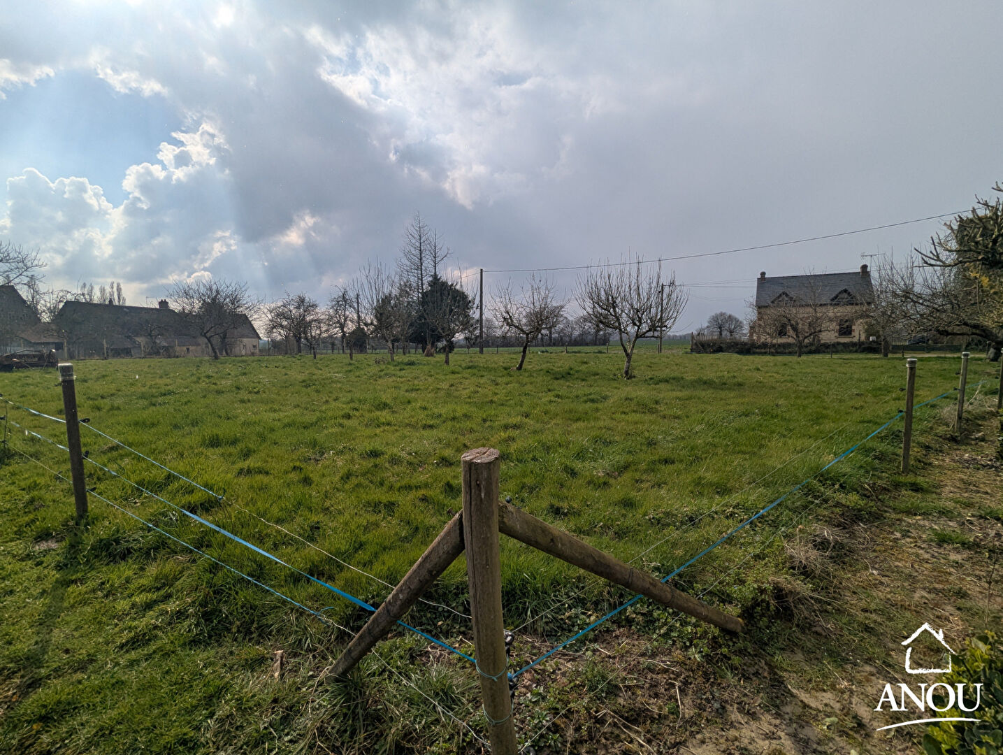 TERRAIN CONSTRUCTIBLE DE 1512 m²
