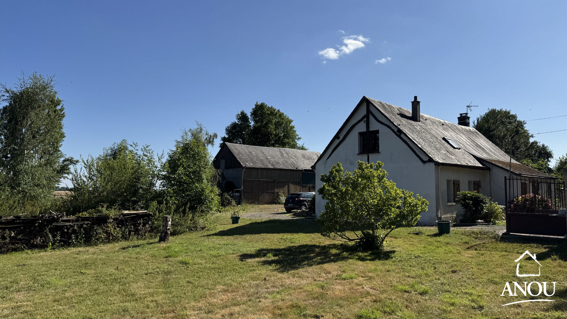 1h20 de PARIS - MAISON 5 CHAMBRES, DEPENDANCES et GRAND TERRAIN