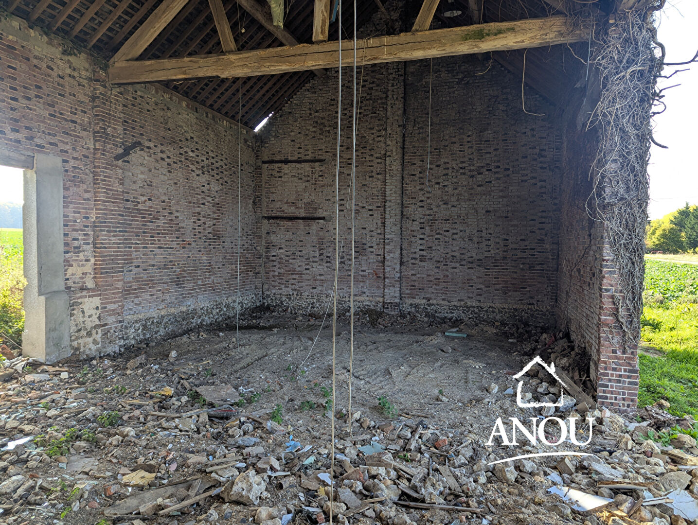 Photo GRANGE AVEC TERRAIN, EN PLEINE CAMPAGNE image 4/5