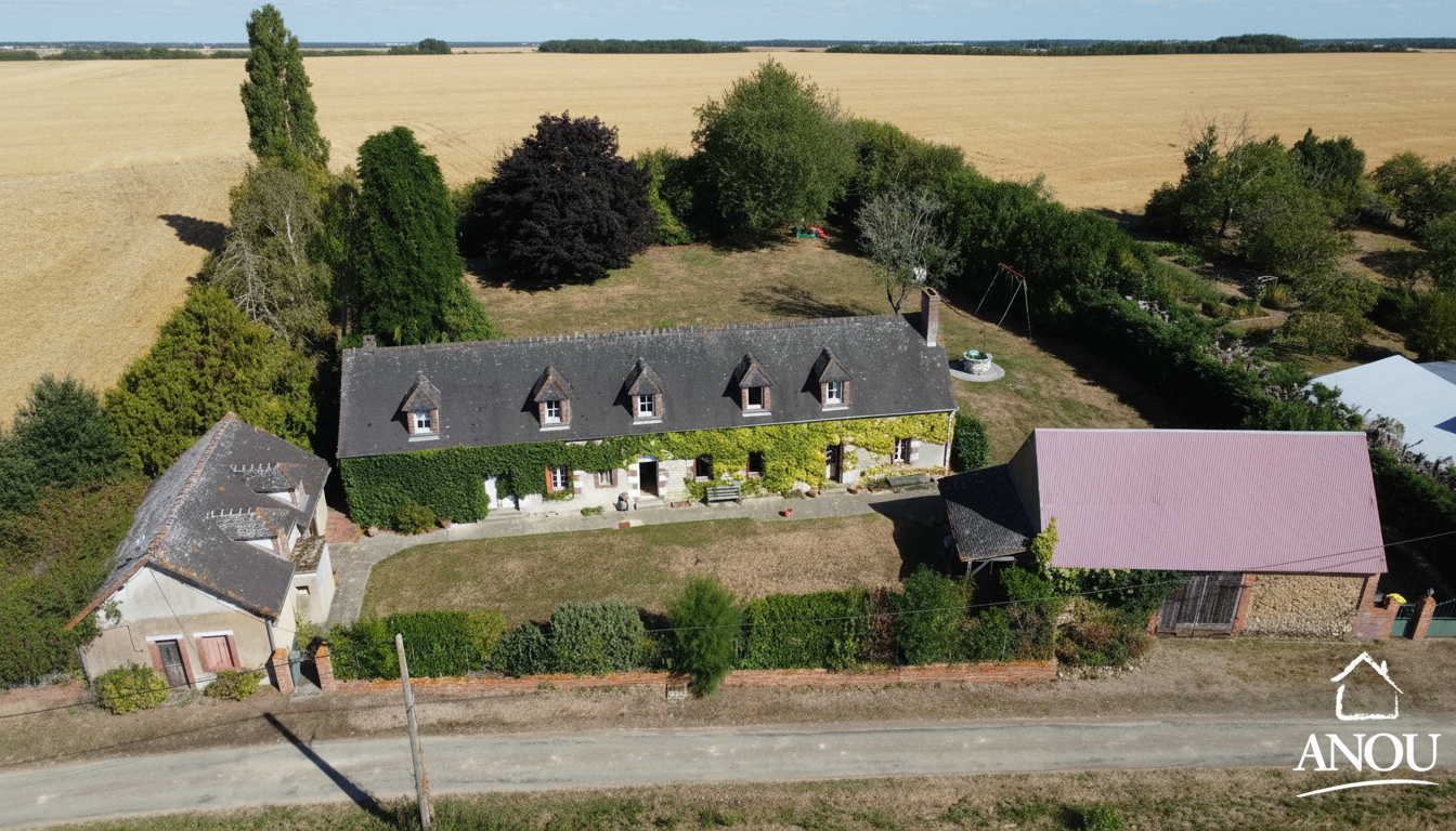 SUPERBE PROPRIETE AVEC 2 MAISONS ET GRANGE INDEPENDANTES