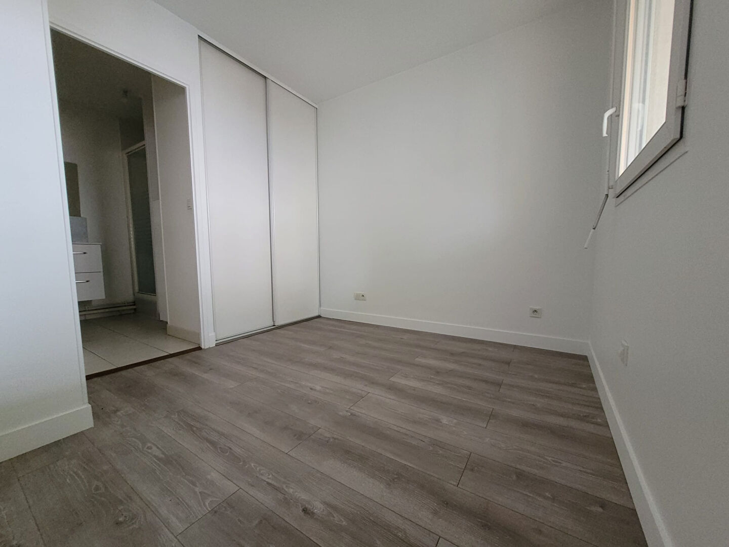 Photo Appartement Mainvilliers 1 pièce(s) 30.85 m² image 3/5