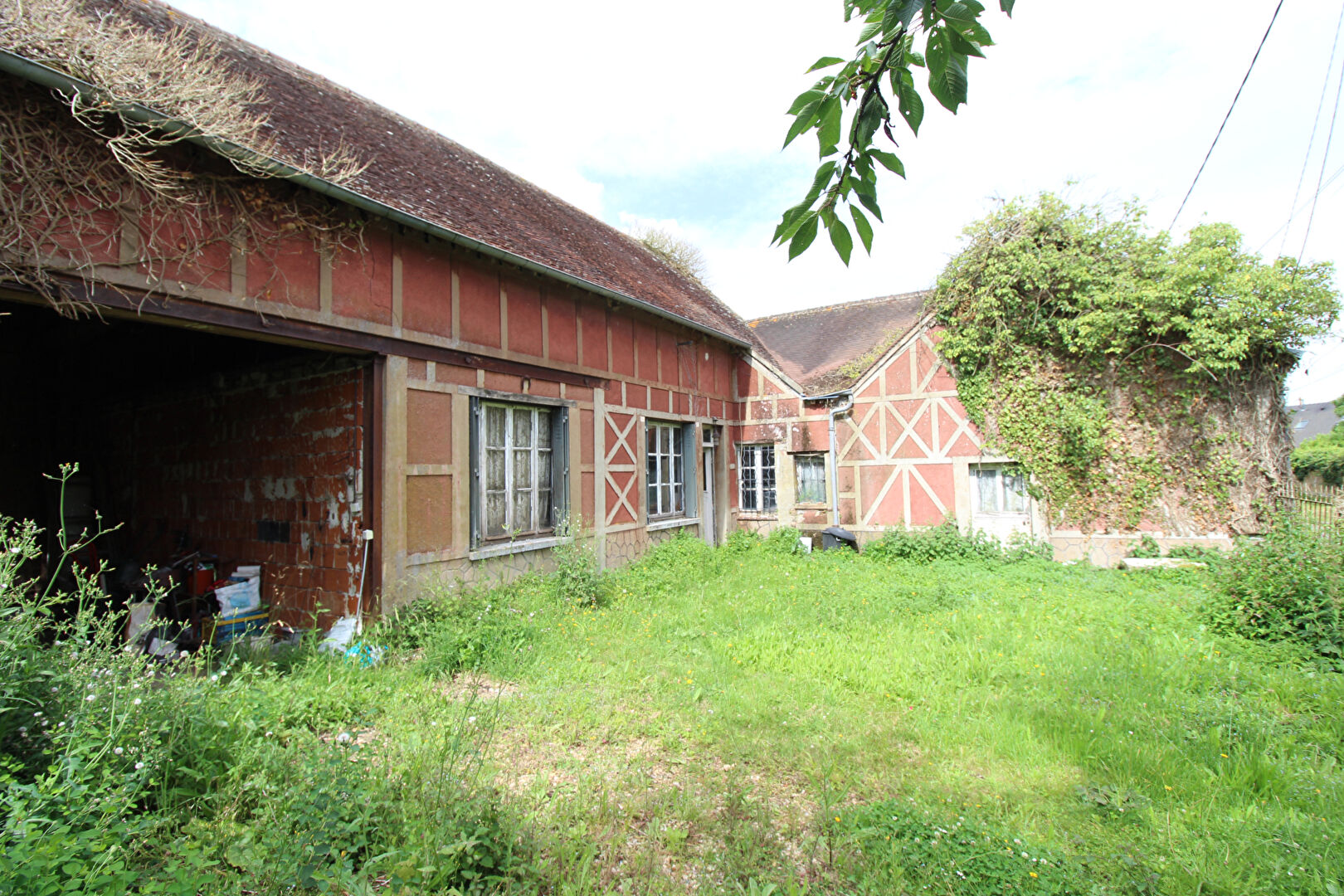 Maison à restaurer 20 minutes de chartres.