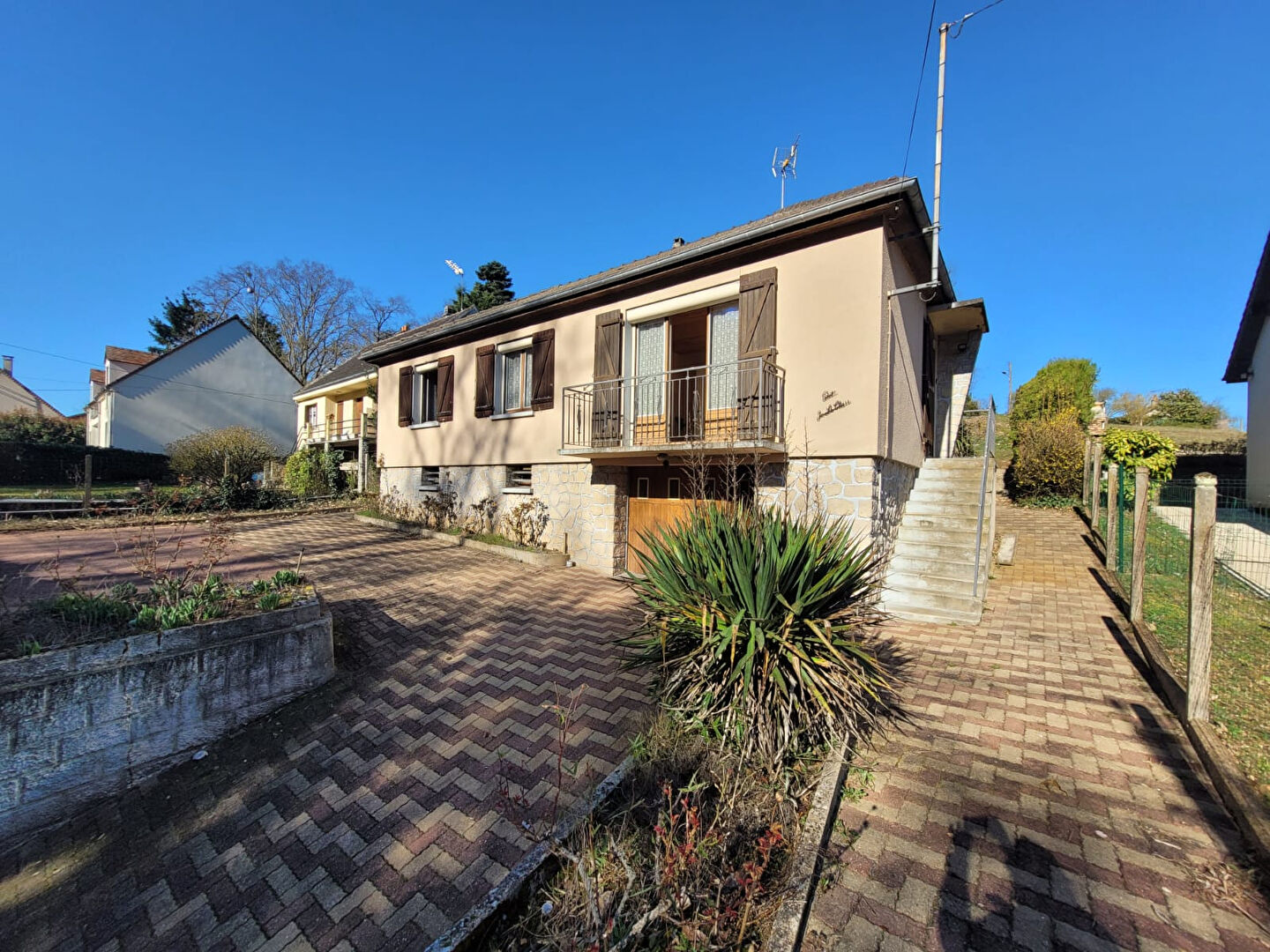Maison sur sous-sol total Nogent Le Roi