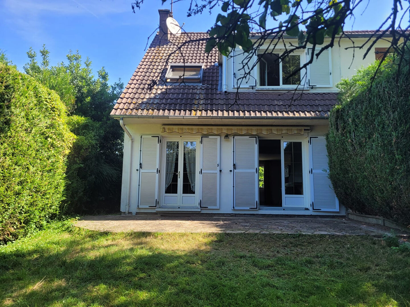 Maison centre de Lucé à pieds