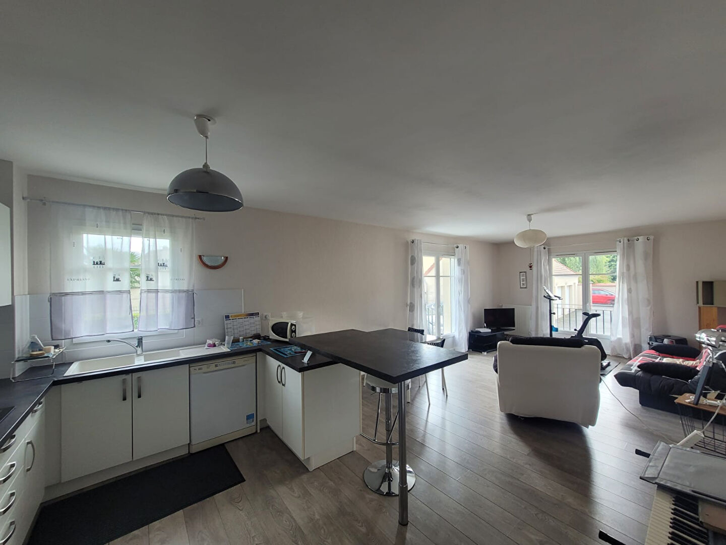 Photo PIERRES T2 58 m² AVEC JARDIN PRIVATIF image 4/6