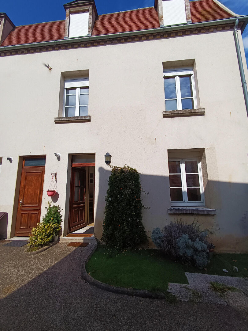 Photo COMPIEGNE Quartier LES VENEURS APPARTEMENT  EN DUPLEX 3 PIECES image 1/6