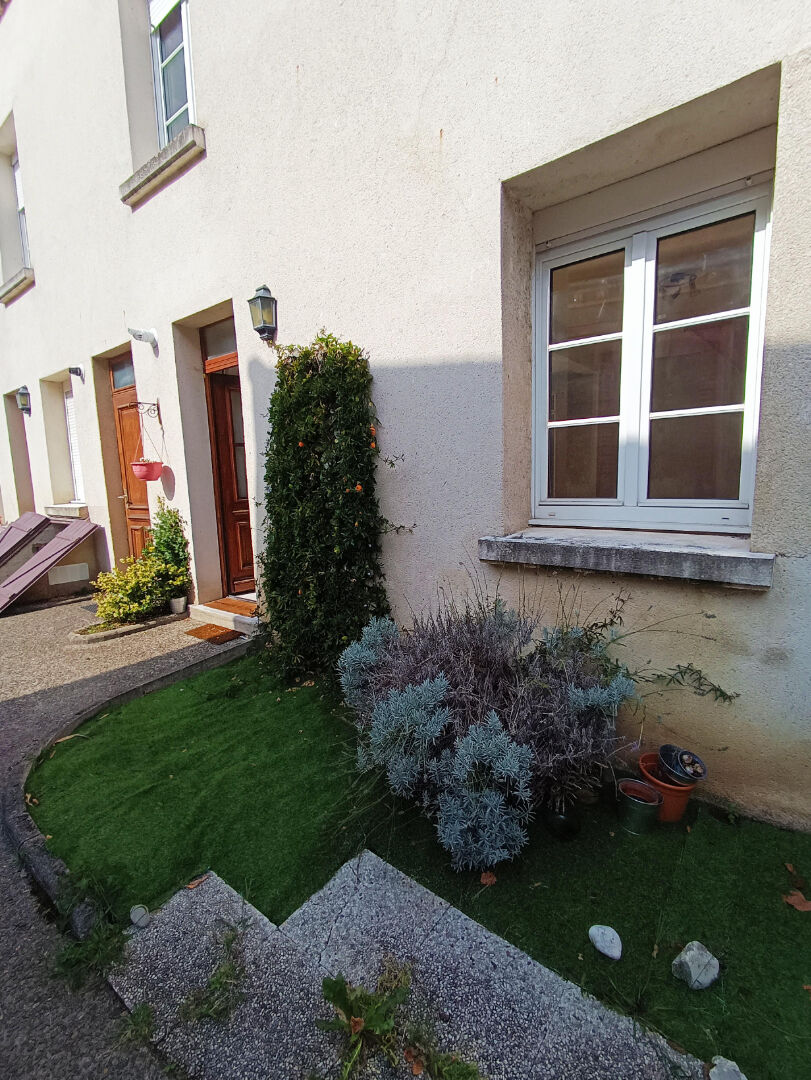 Photo COMPIEGNE Quartier LES VENEURS APPARTEMENT  EN DUPLEX 3 PIECES image 2/6