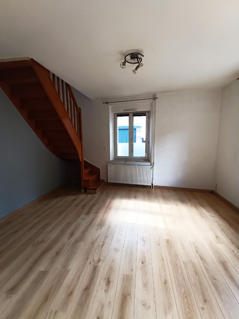 Photo COMPIEGNE Quartier LES VENEURS APPARTEMENT  EN DUPLEX 3 PIECES image 4/6