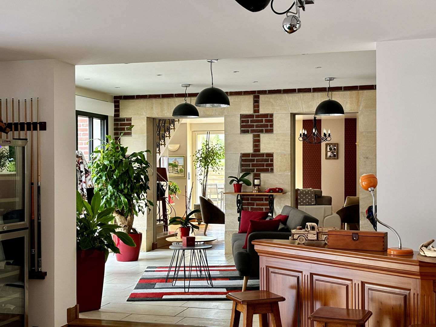 Photo Maison Remy 8 pièce(s) 383 m2 image 4/6