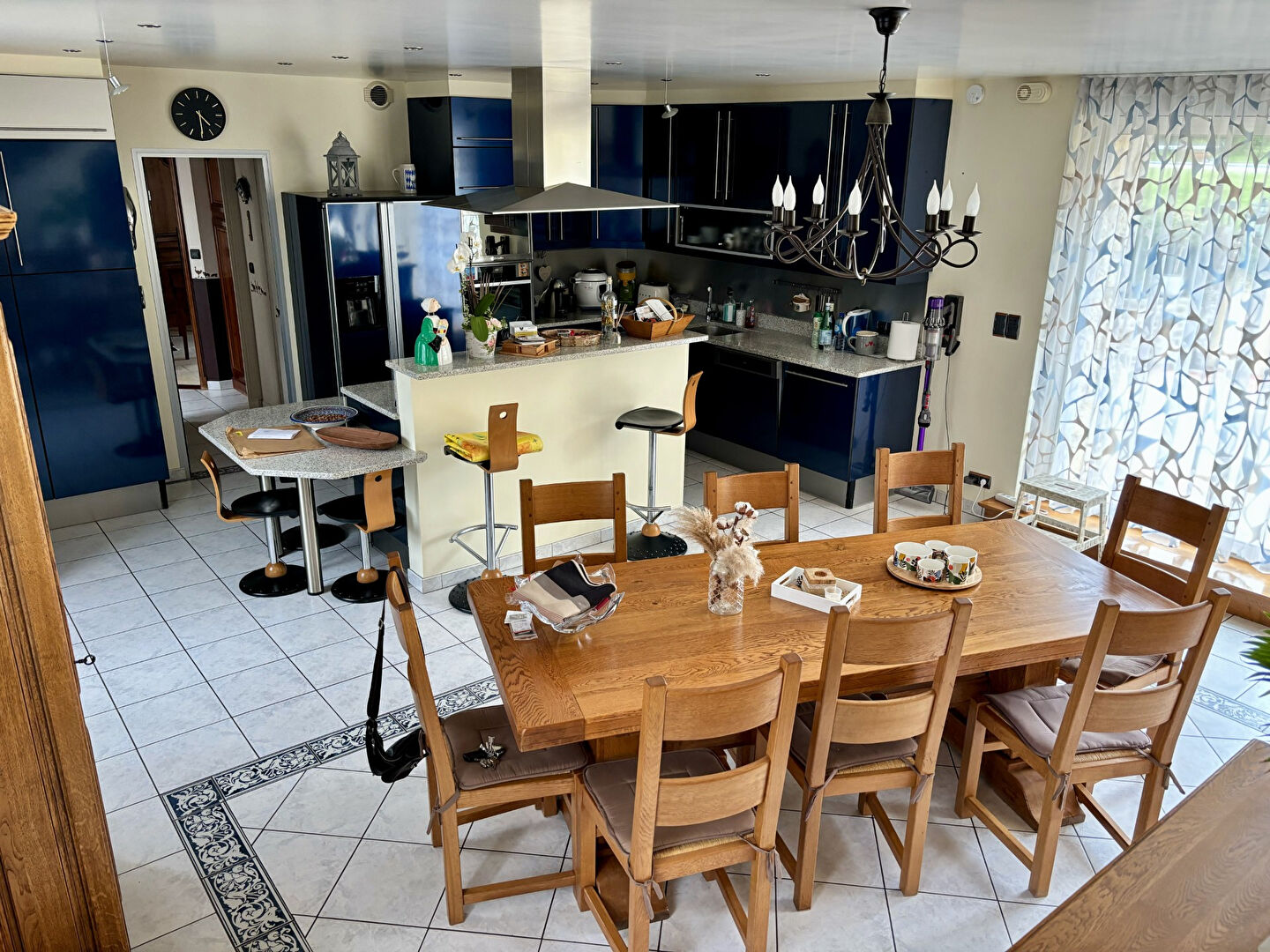 Photo Maison Remy 8 pièce(s) 383 m2 image 5/6