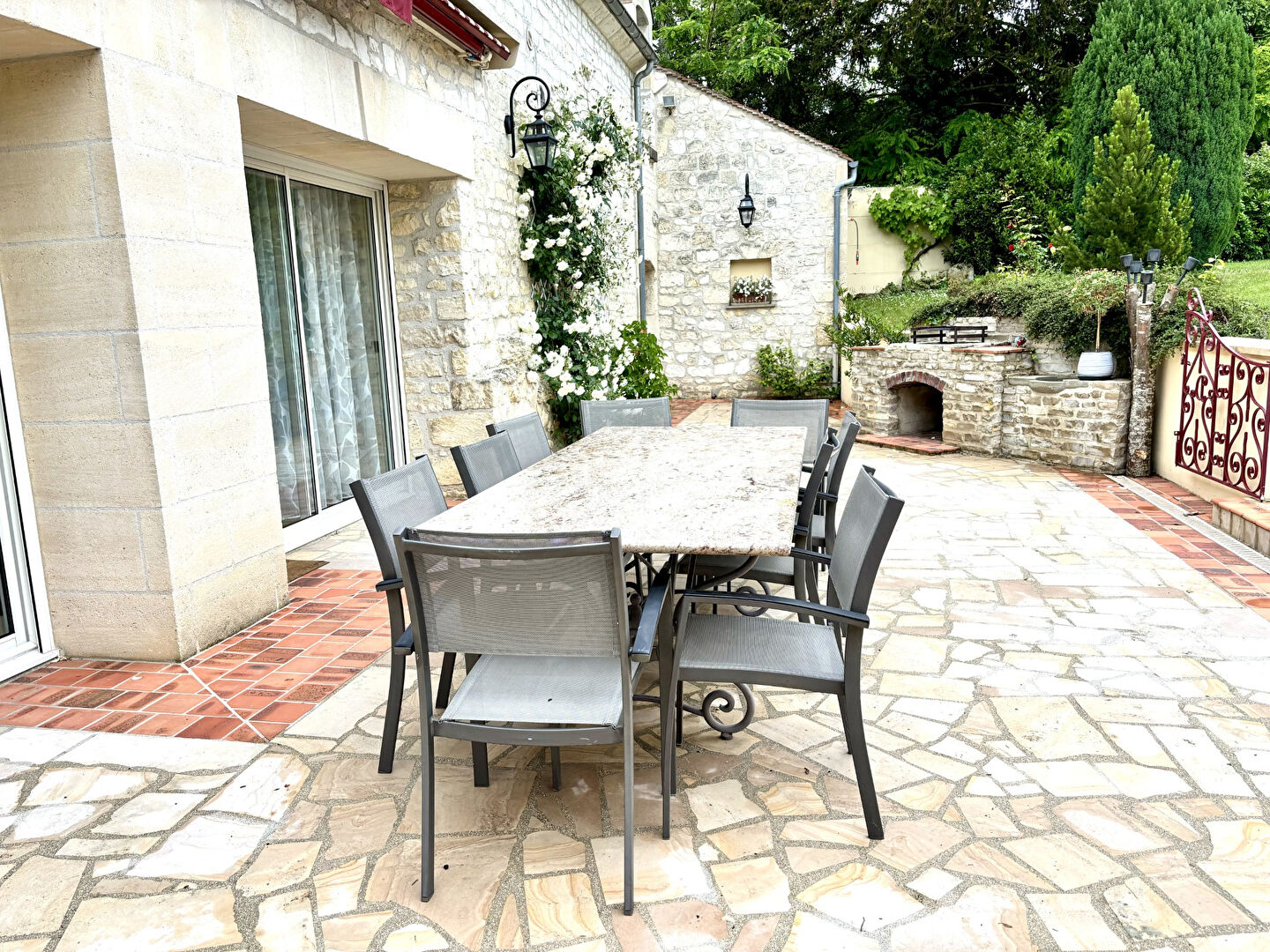 Photo Maison Remy 8 pièce(s) 383 m2 image 6/6