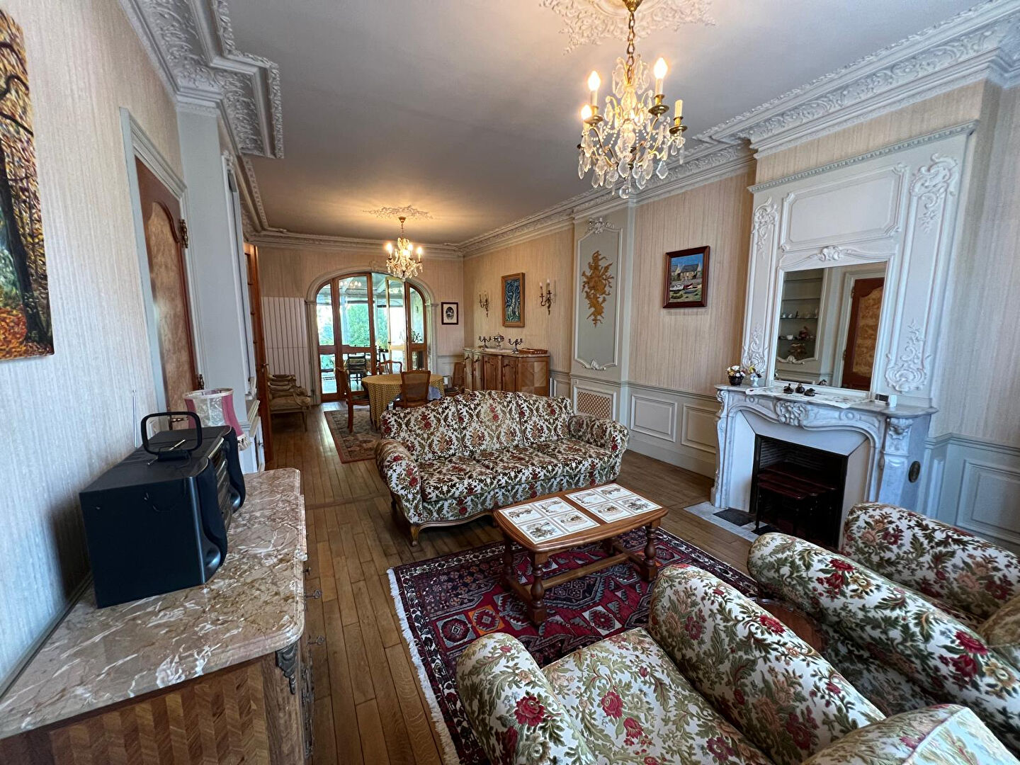 Photo COMPIEGNE QUARTIER RECHERCHE MAISON  8 Piéces  200 m² image 4/6