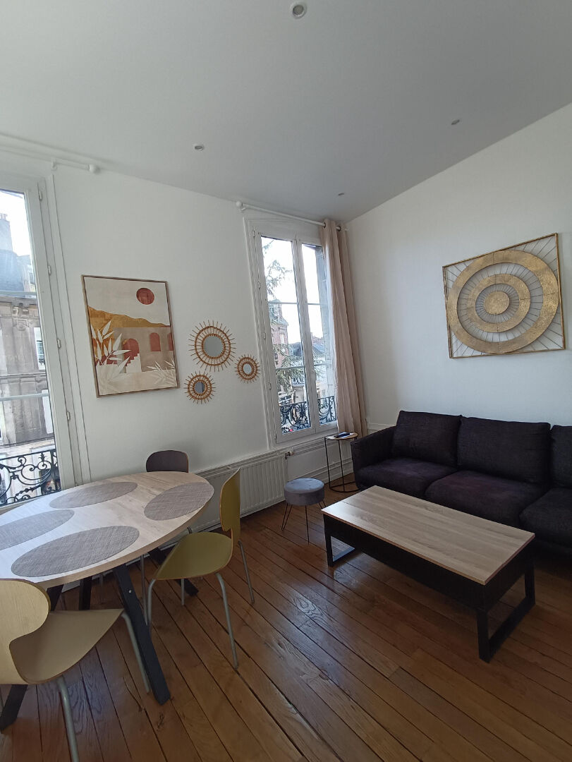 Photo COMPIEGNE CENTRE VILLE  chambre meublée  en colocation image 5/6